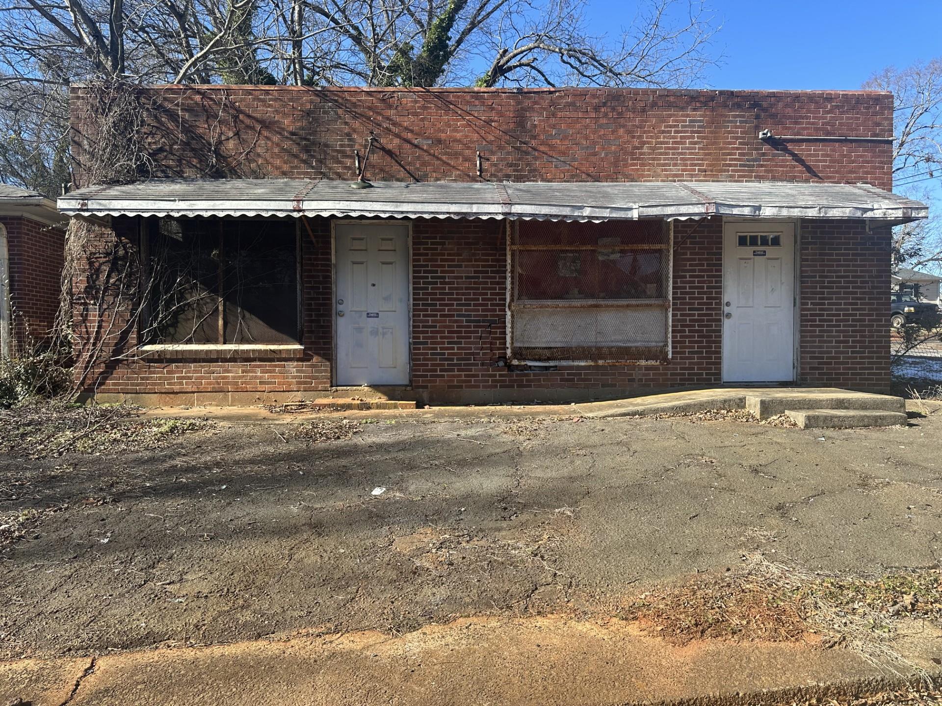 1400 S FANT Street