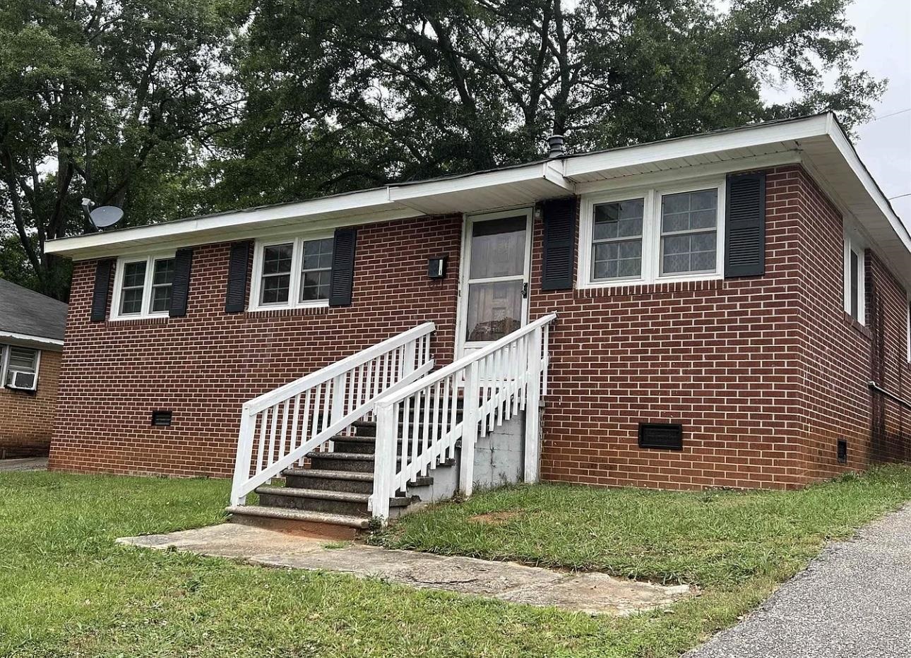 121 Norris Court