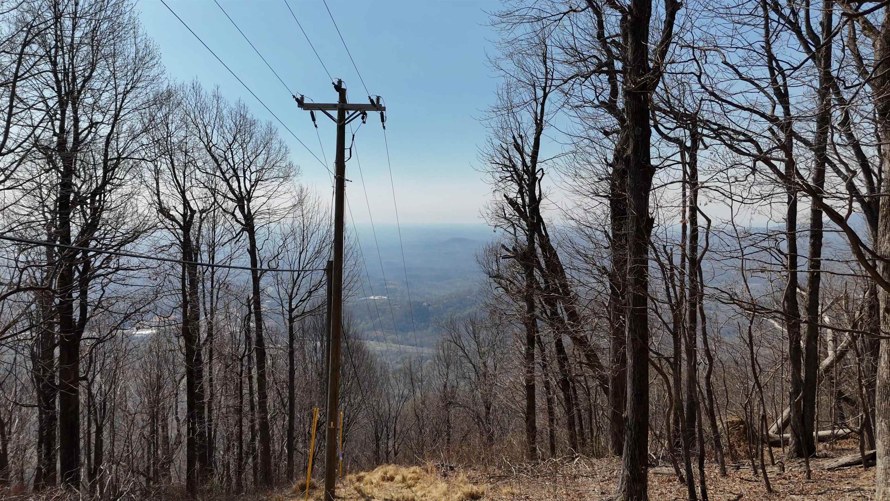 1.1 Acre Blockaders Den Road