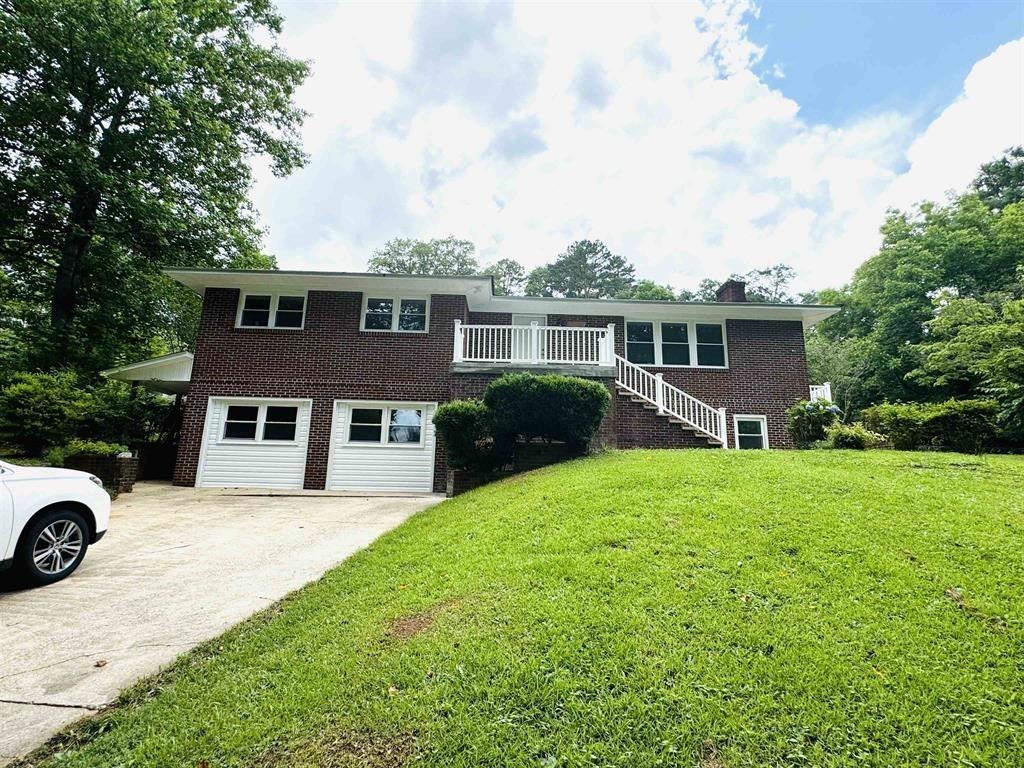 124 N Brookdale Drive