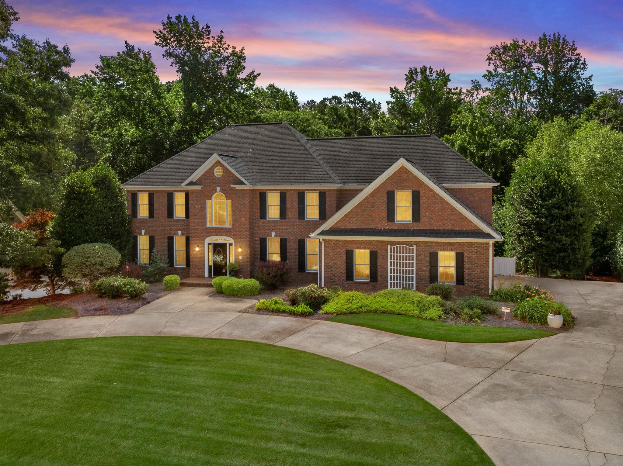 318 Ashwick Court