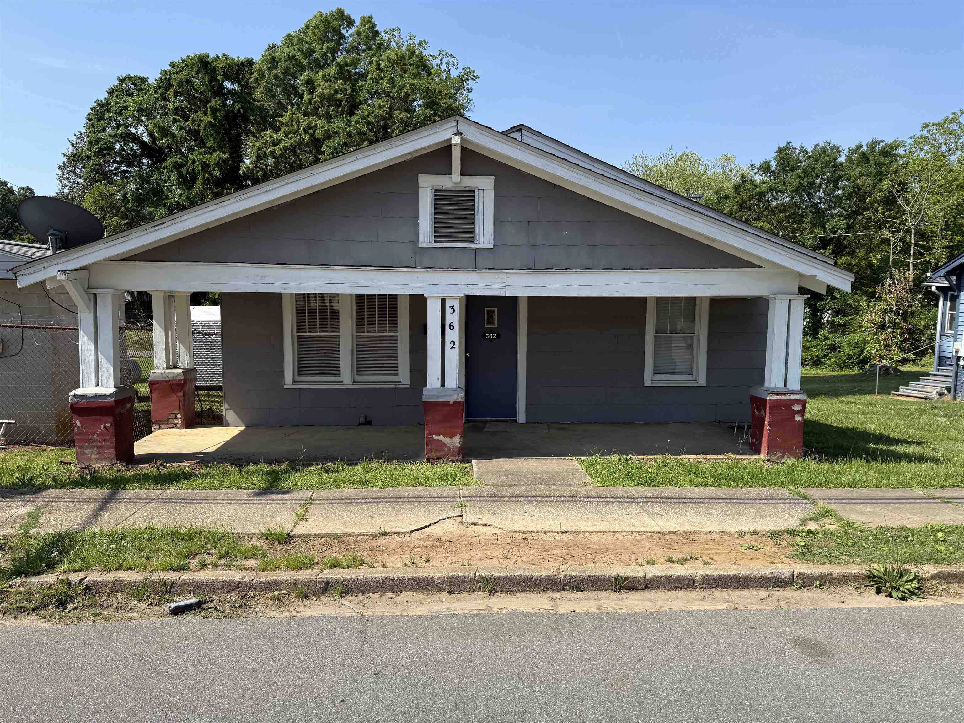 362 E Floyd Baker Boulevard