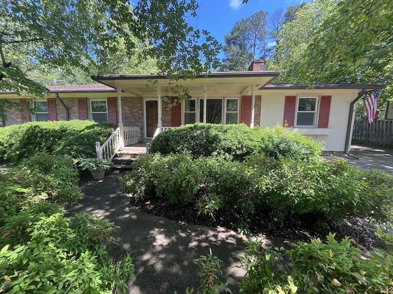 108 Maple Dr
