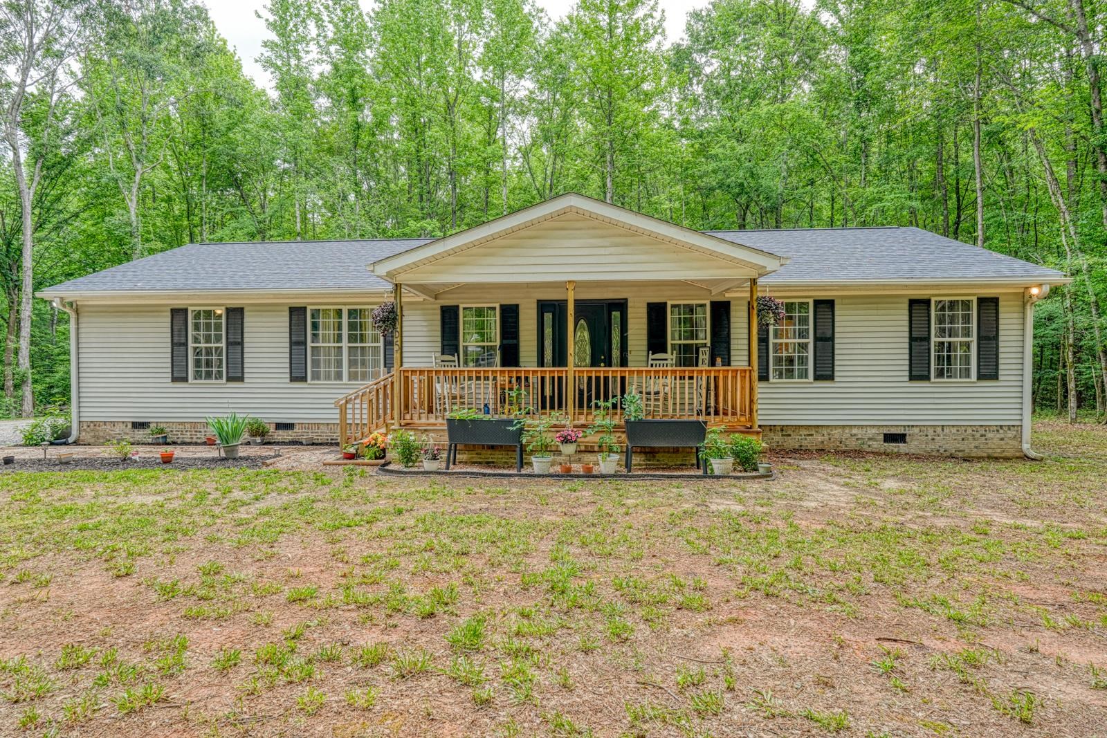 1755 Chumley Rd