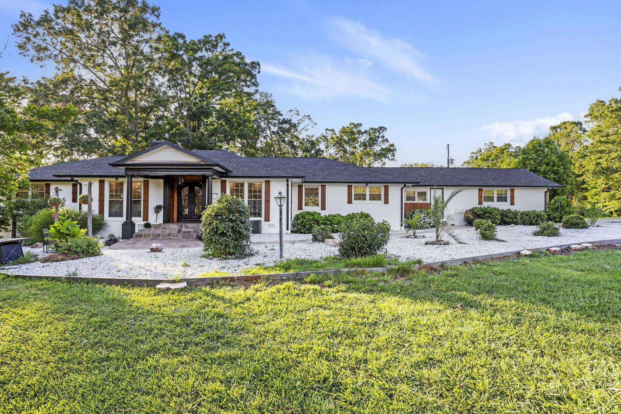 2335 Snow Road
