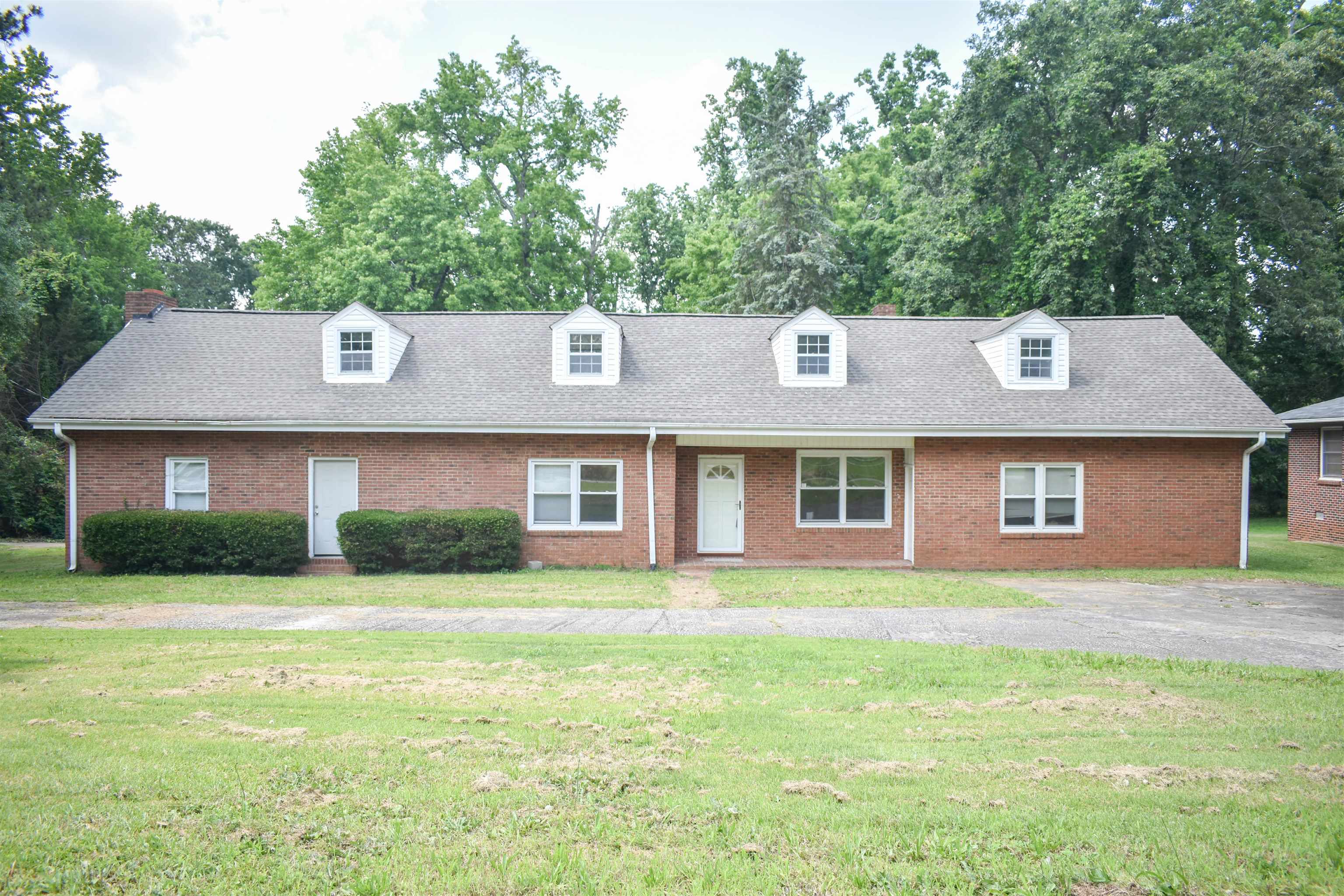 2298 Avondale Drive