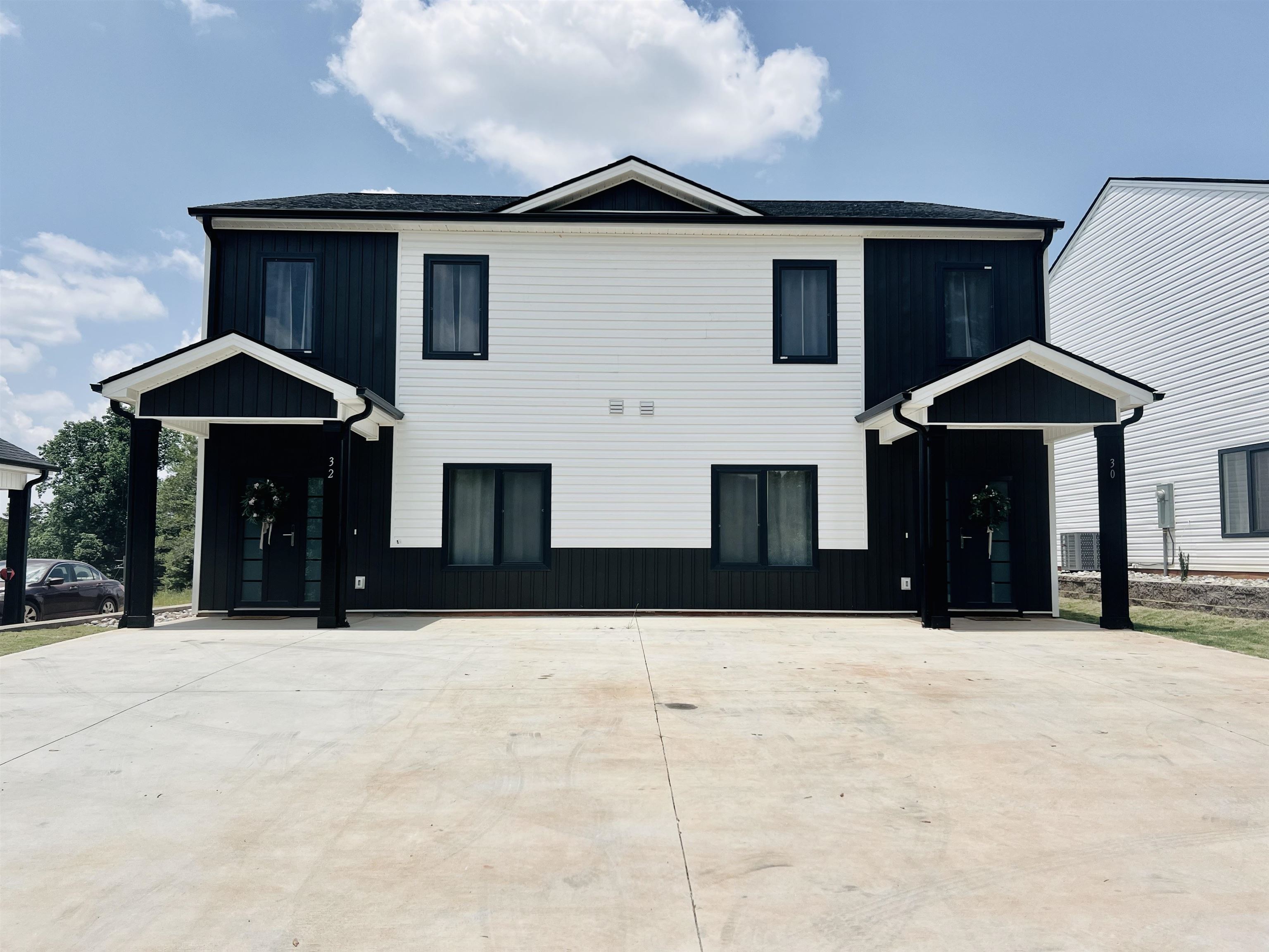 30 Beverly Hills Drive