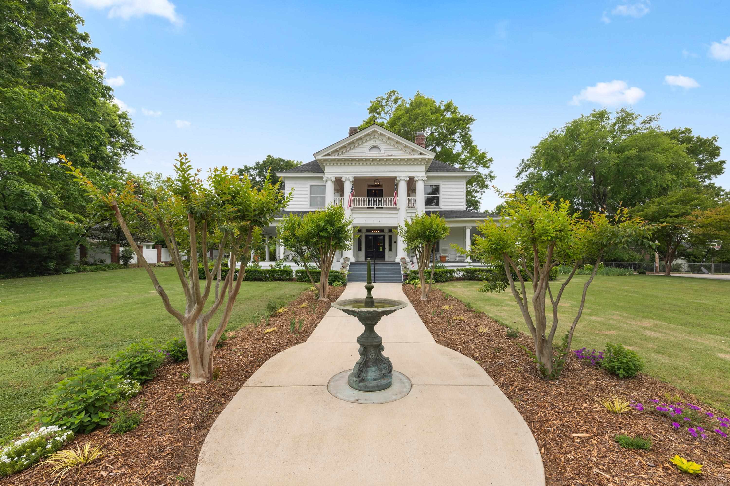 530 E Rutledge Avenue