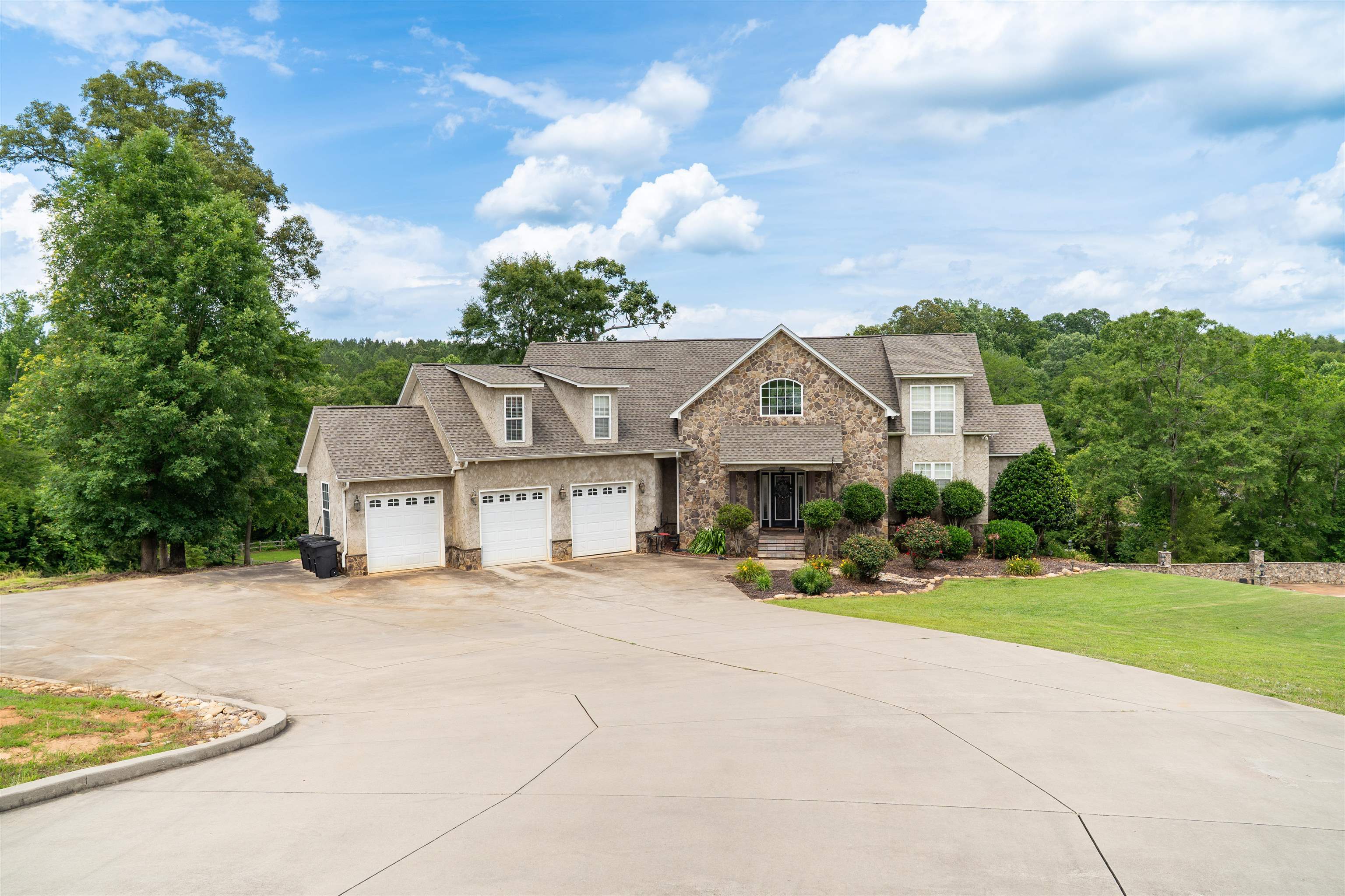 2650 Rainbow Lake Rd