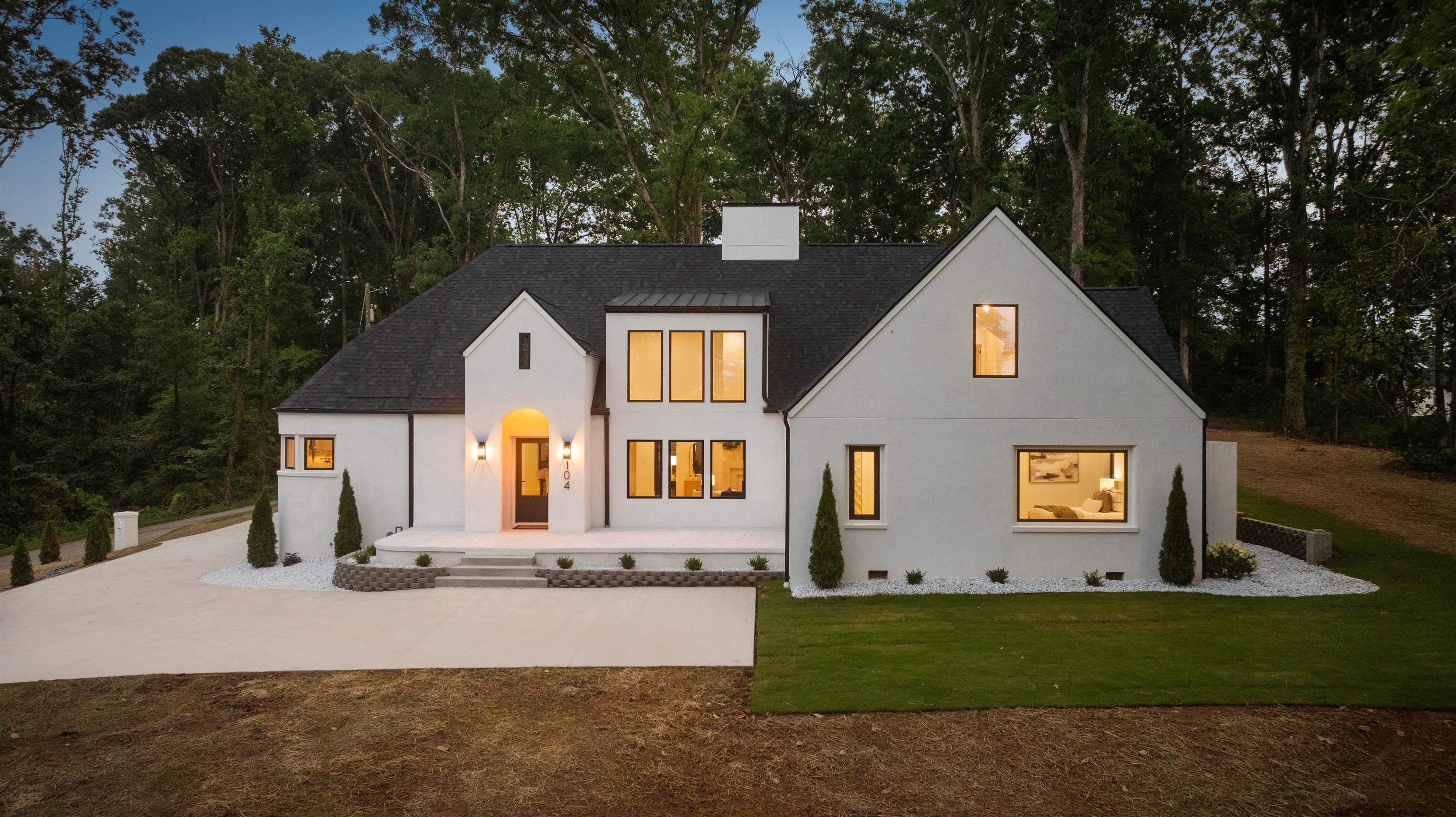 104 Arrowhead Circle