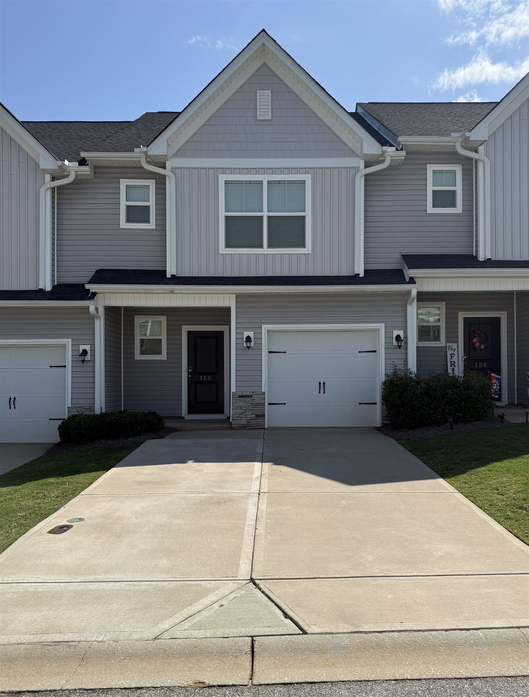 158 Clingstone Trail