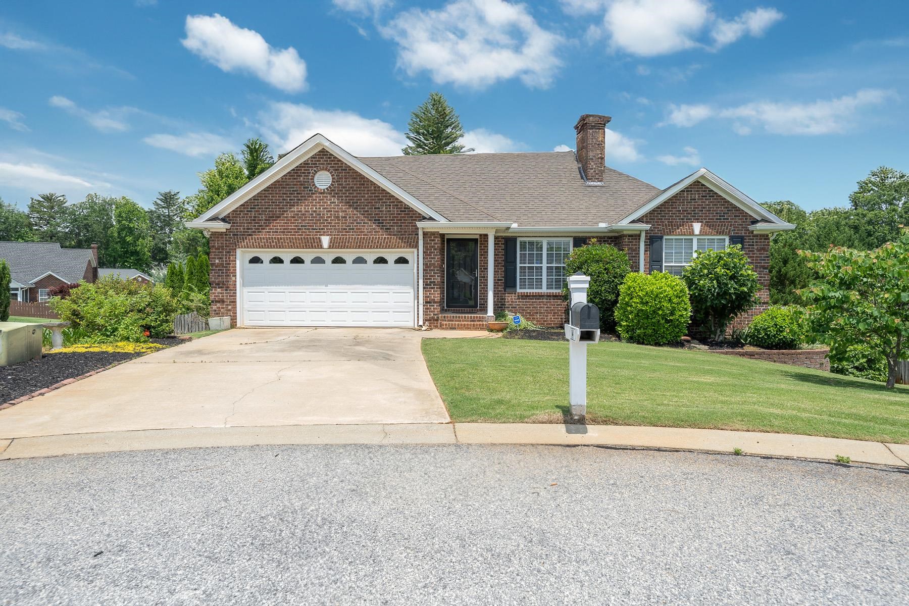 14 Saint Thomas Court