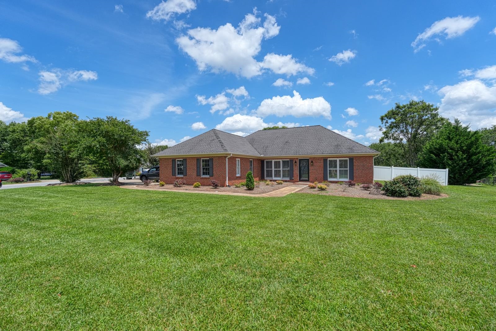 233 Summerfield Road