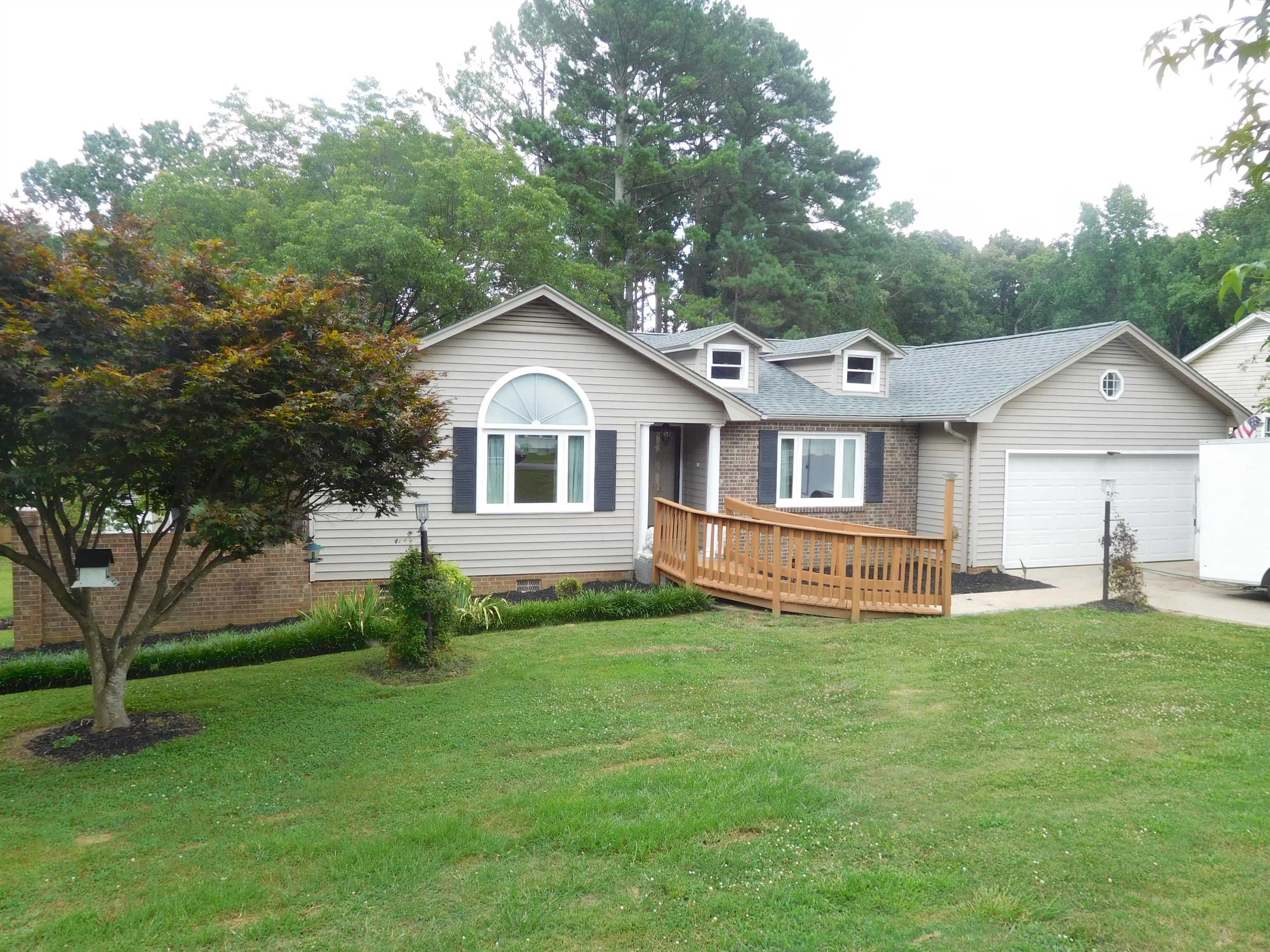 252 Brittany Road Road