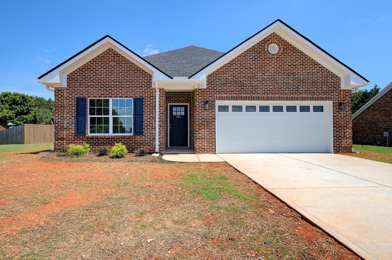 201 Glen Crest Drive