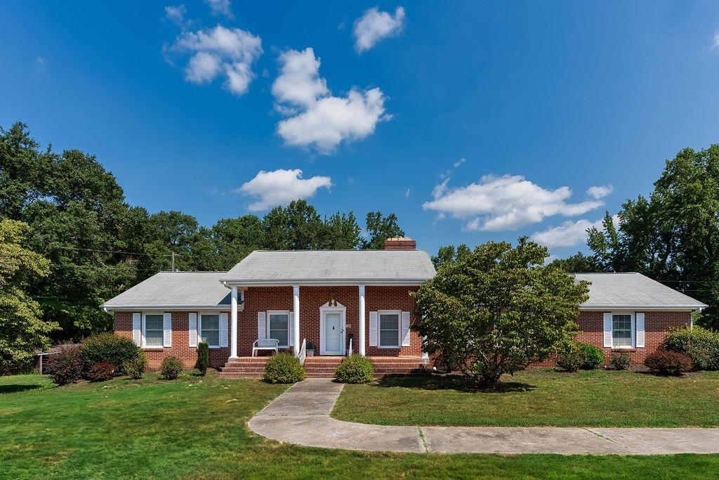 3307 Lockhart Highway