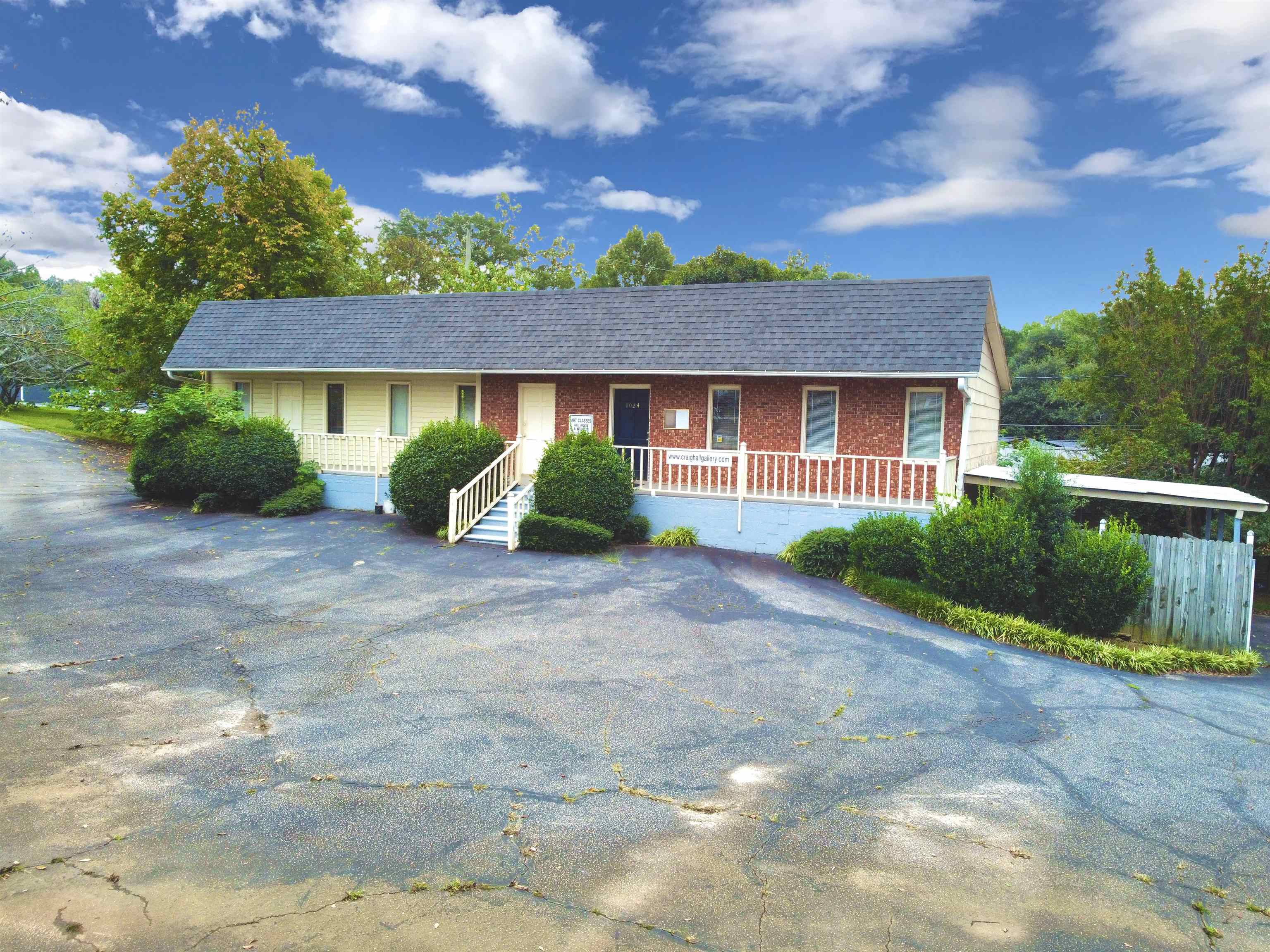 1024 Campton Road