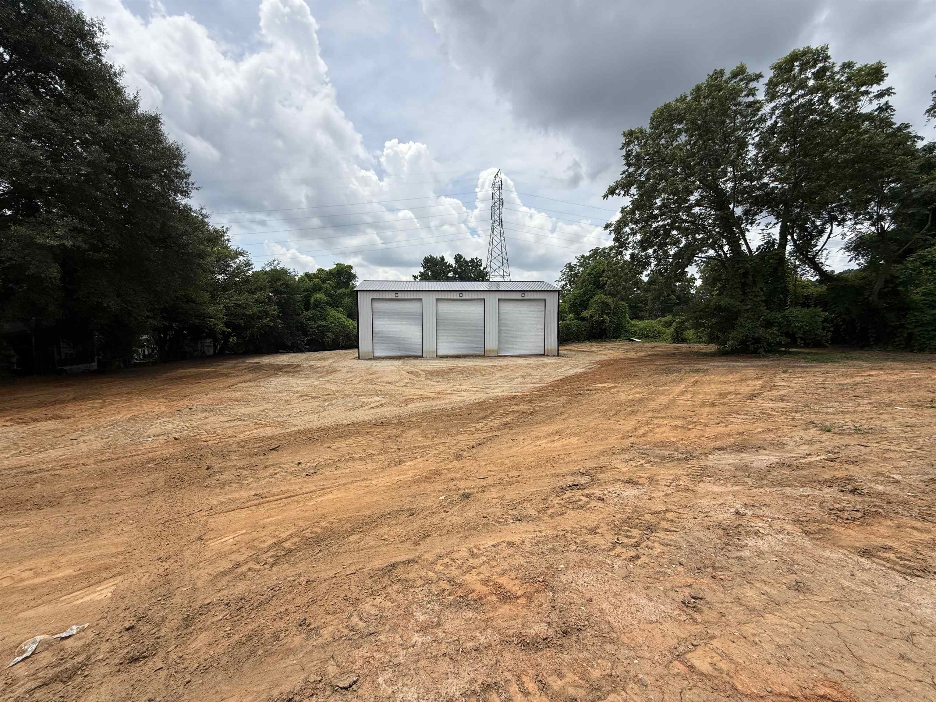 207 Newman rd