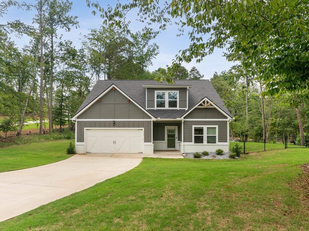 725 W River Grove Circle