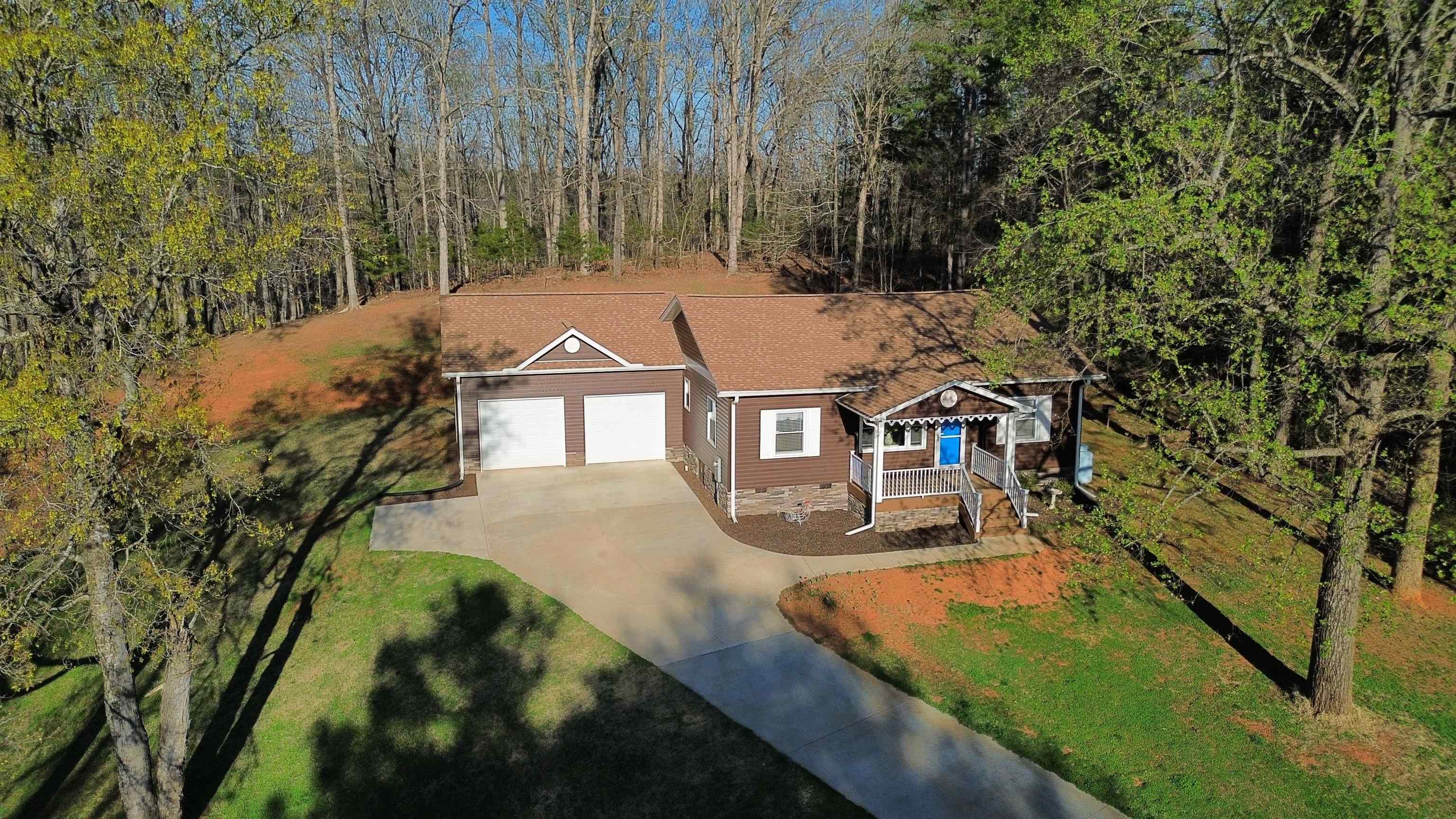 2561 Whitestone Road