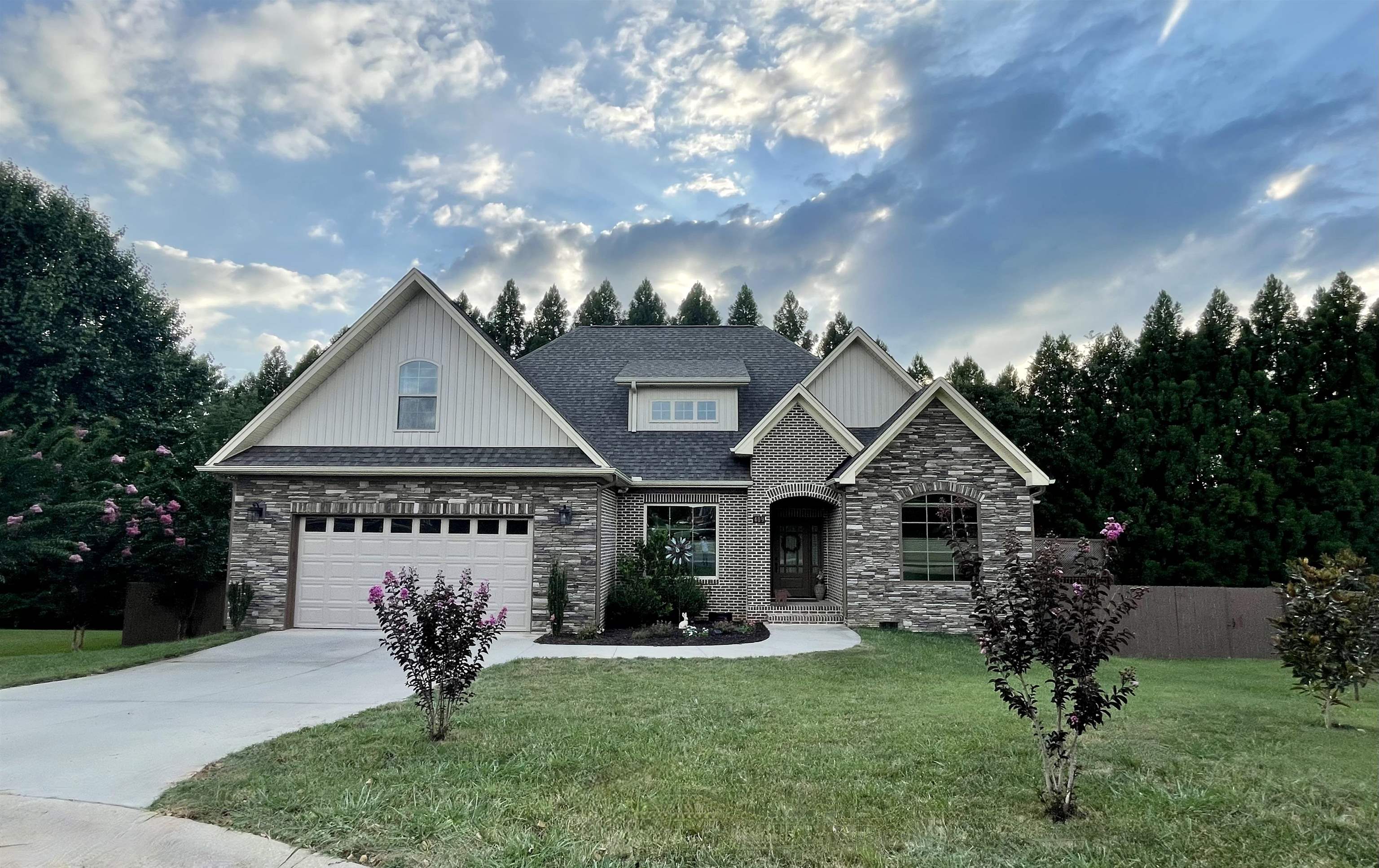 409 Shadow Oak Court