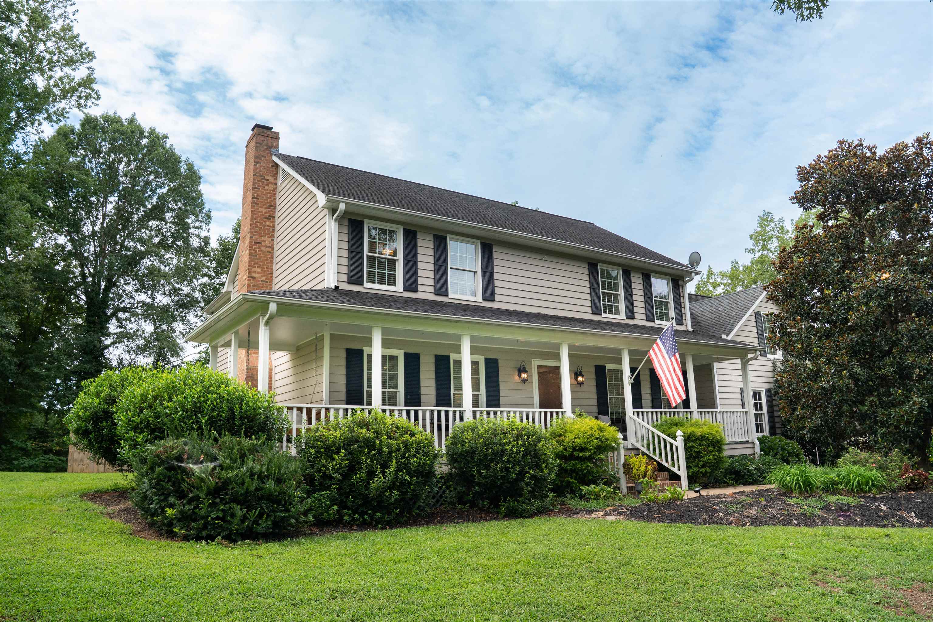 307 Lakewinds Boulevard