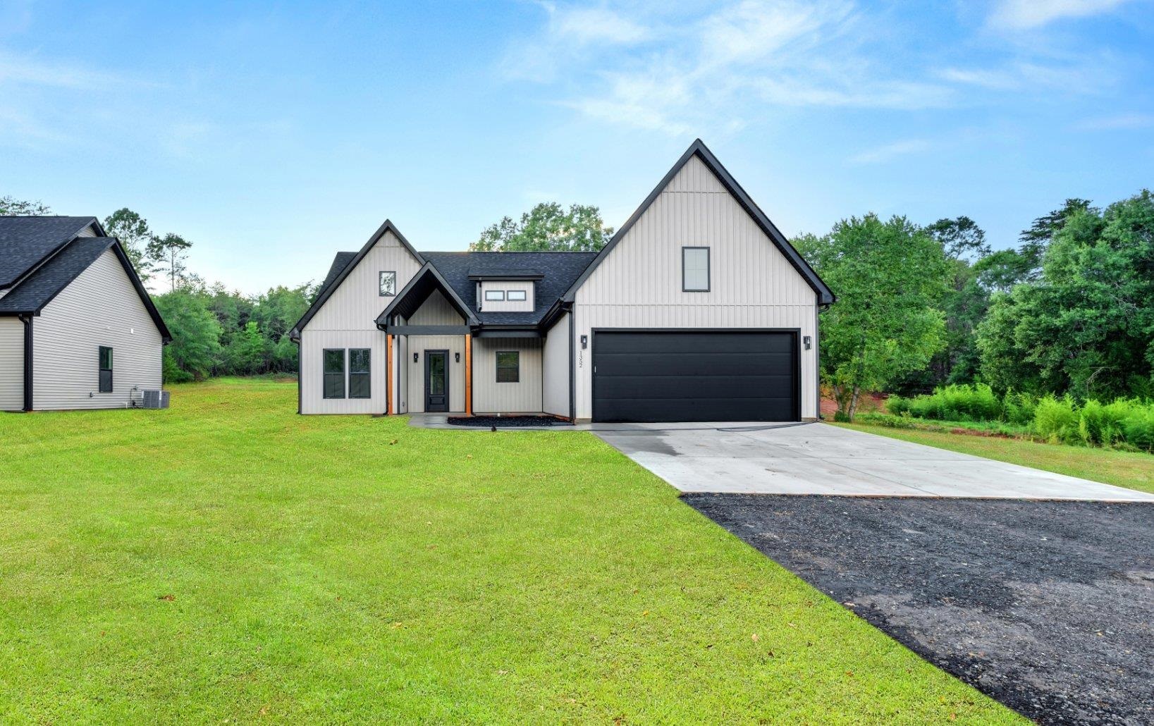 1352 Old Canaan Road