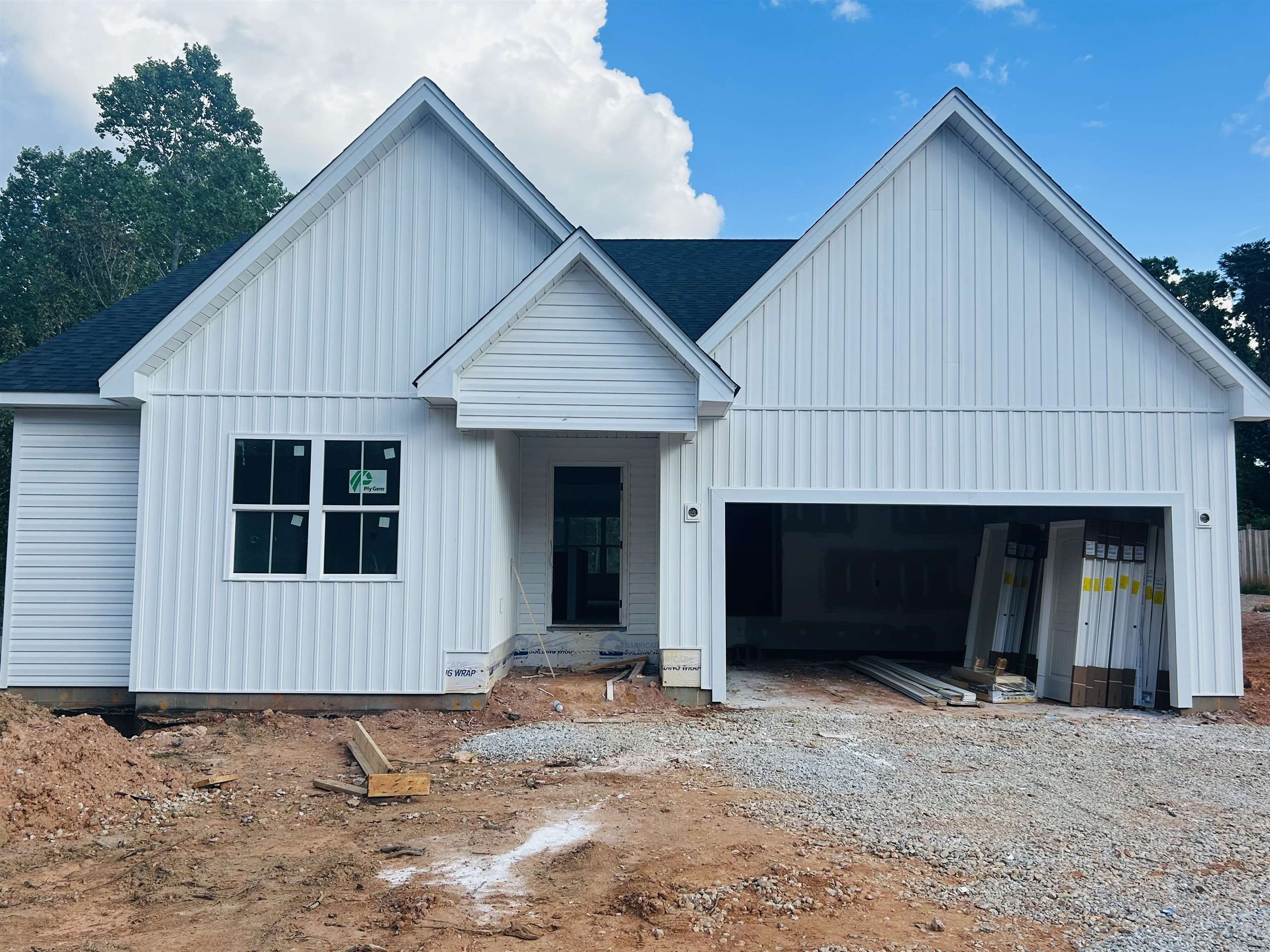 102 Millbrook Circle