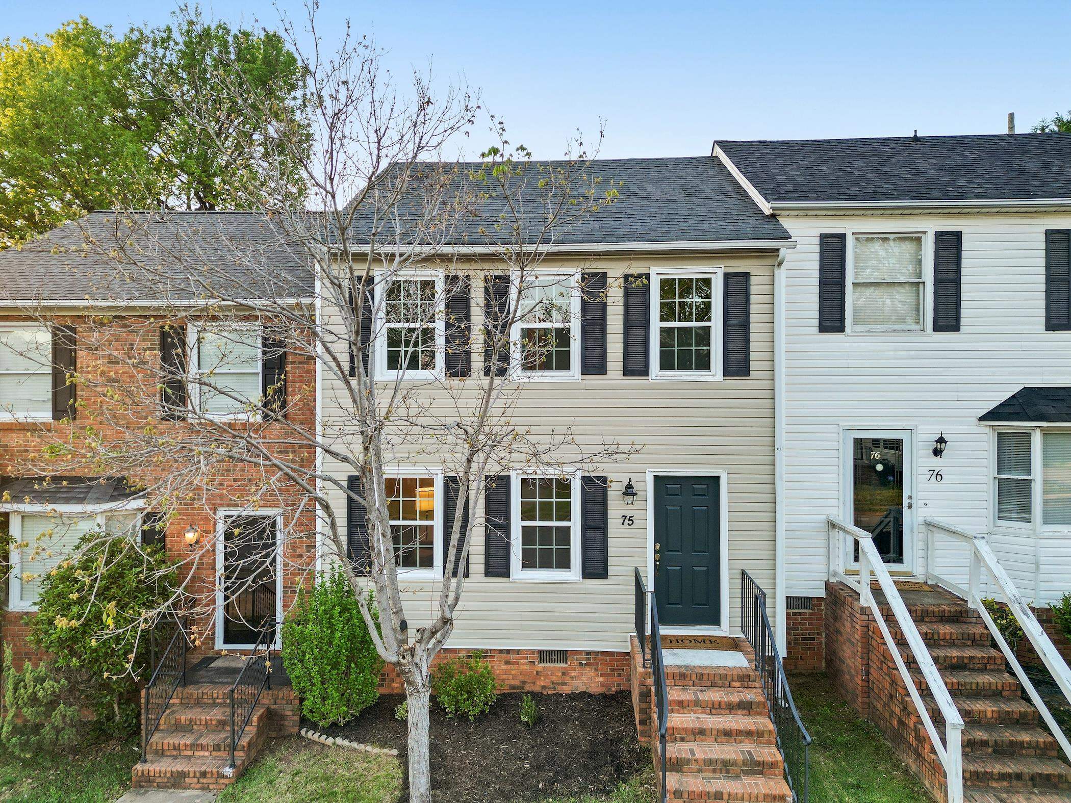 75 Sweetbriar Ln Lane