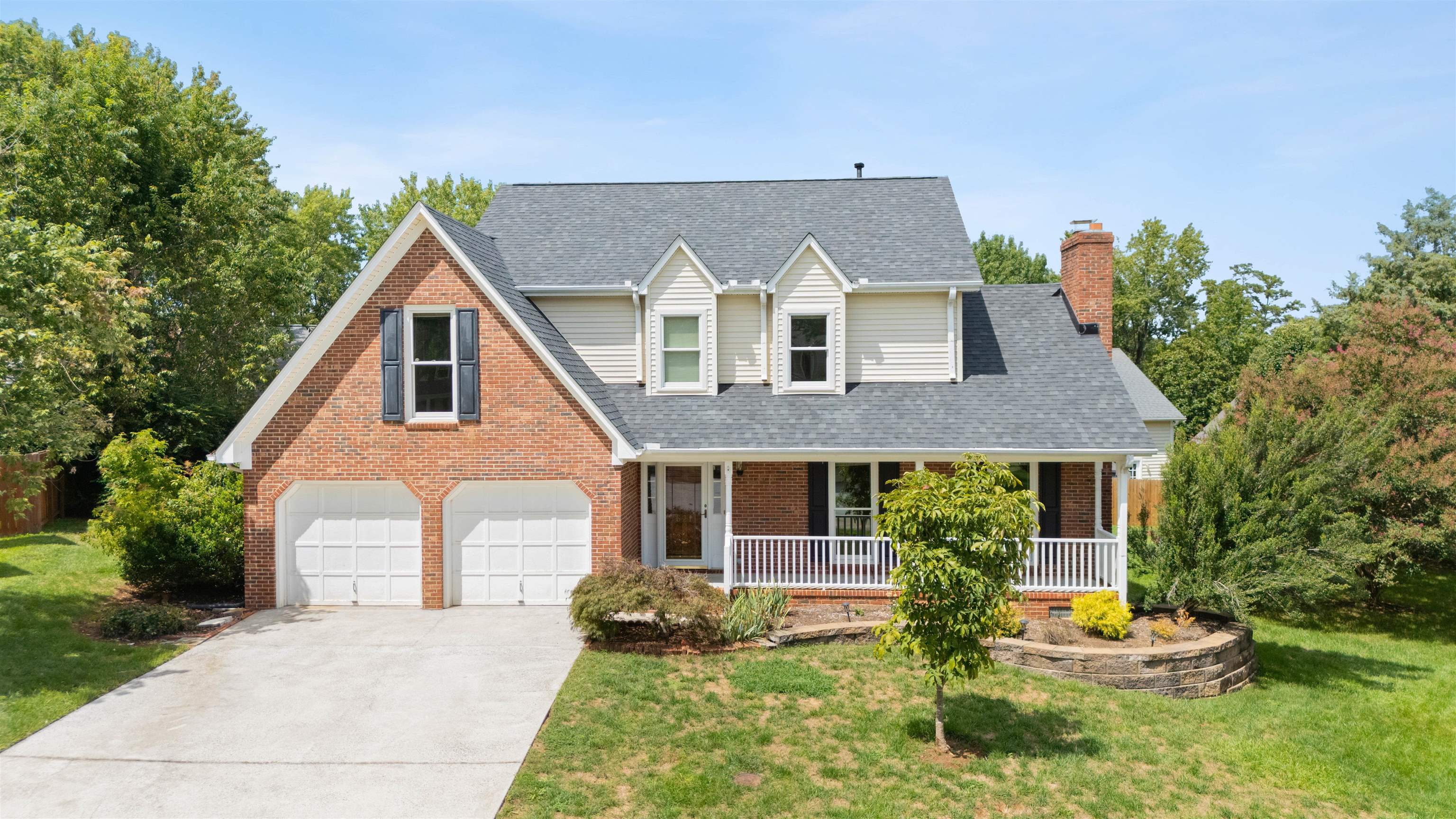 621 Oak Pointe Court