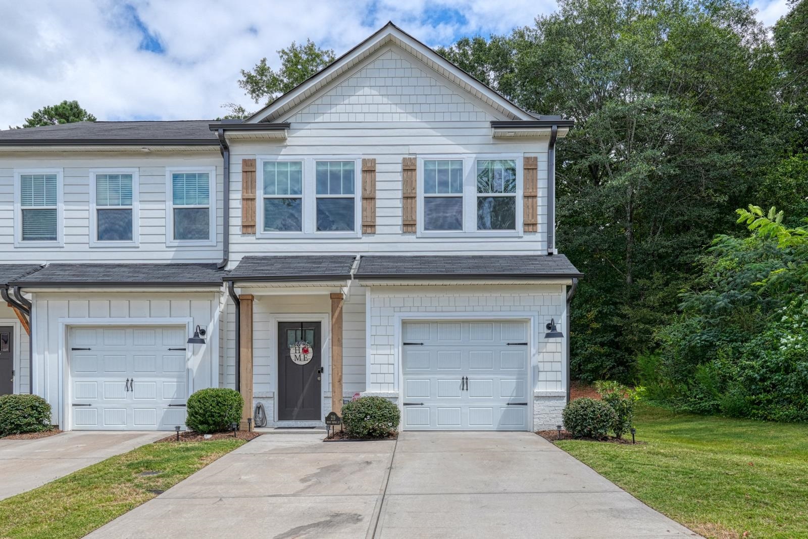 219 Broad Banyan Court