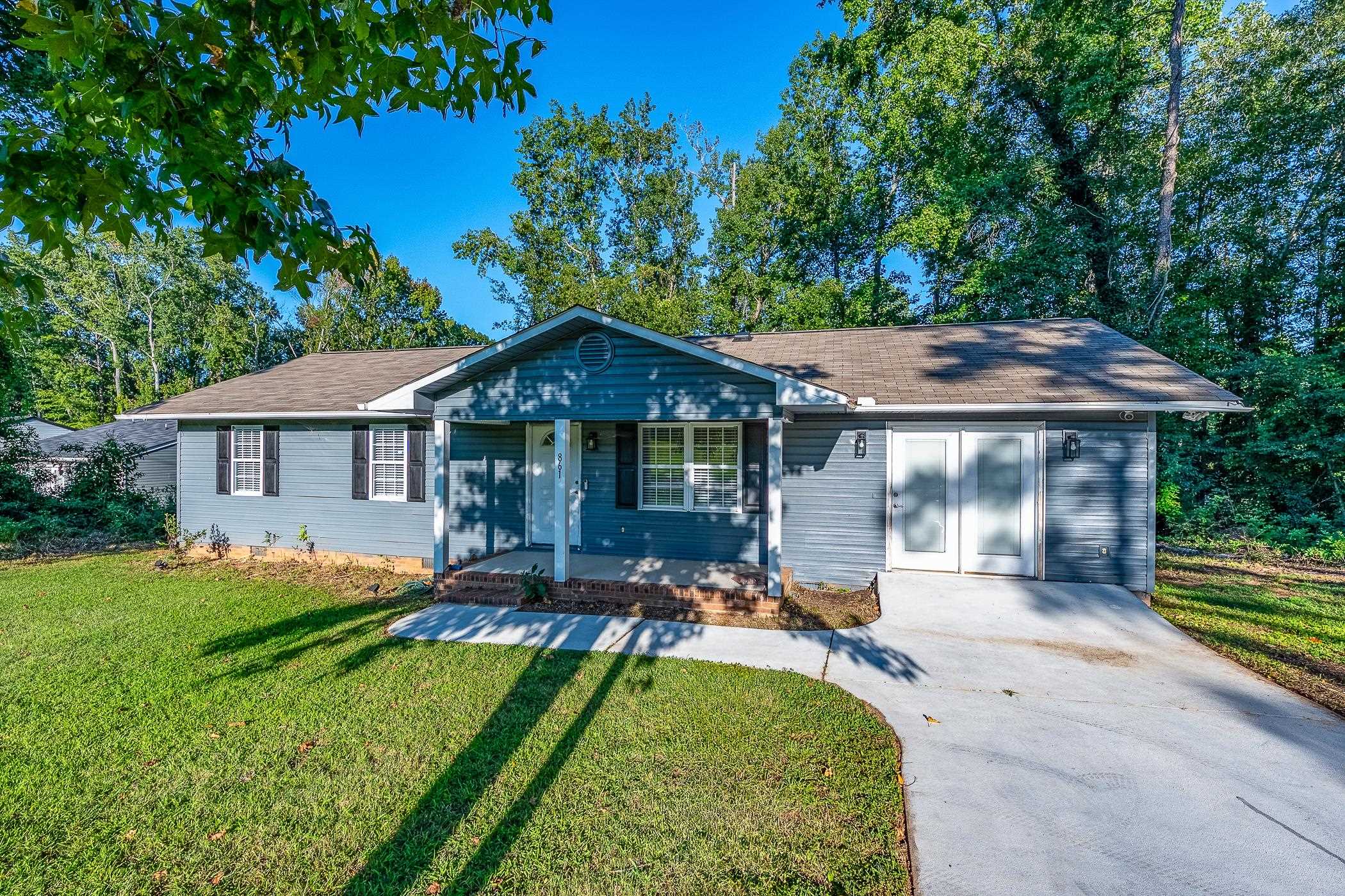 861 Pinecrest Street