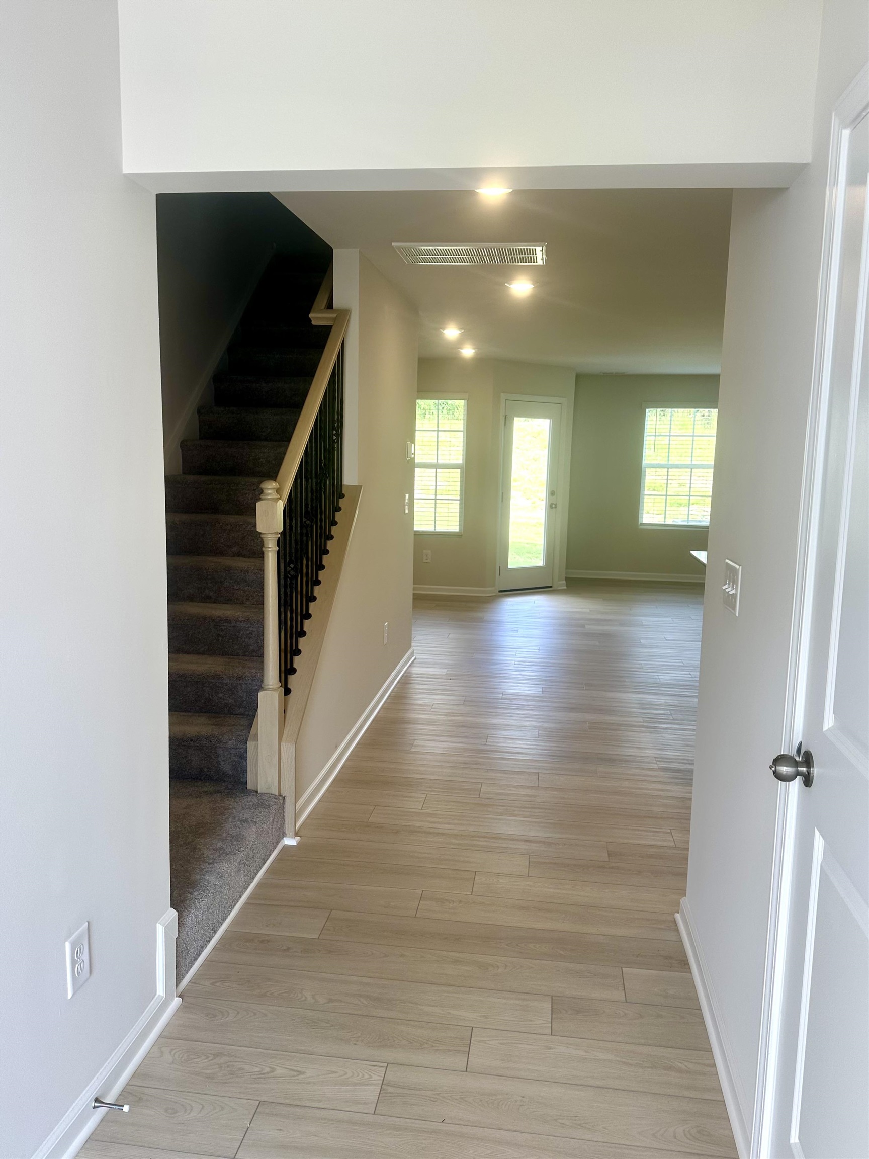 919 Powder Creek Dr Drive