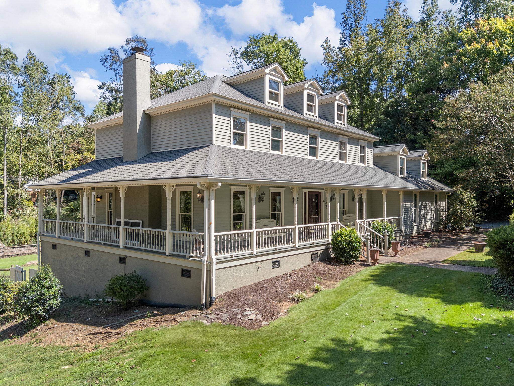 1218 Shadowood Drive