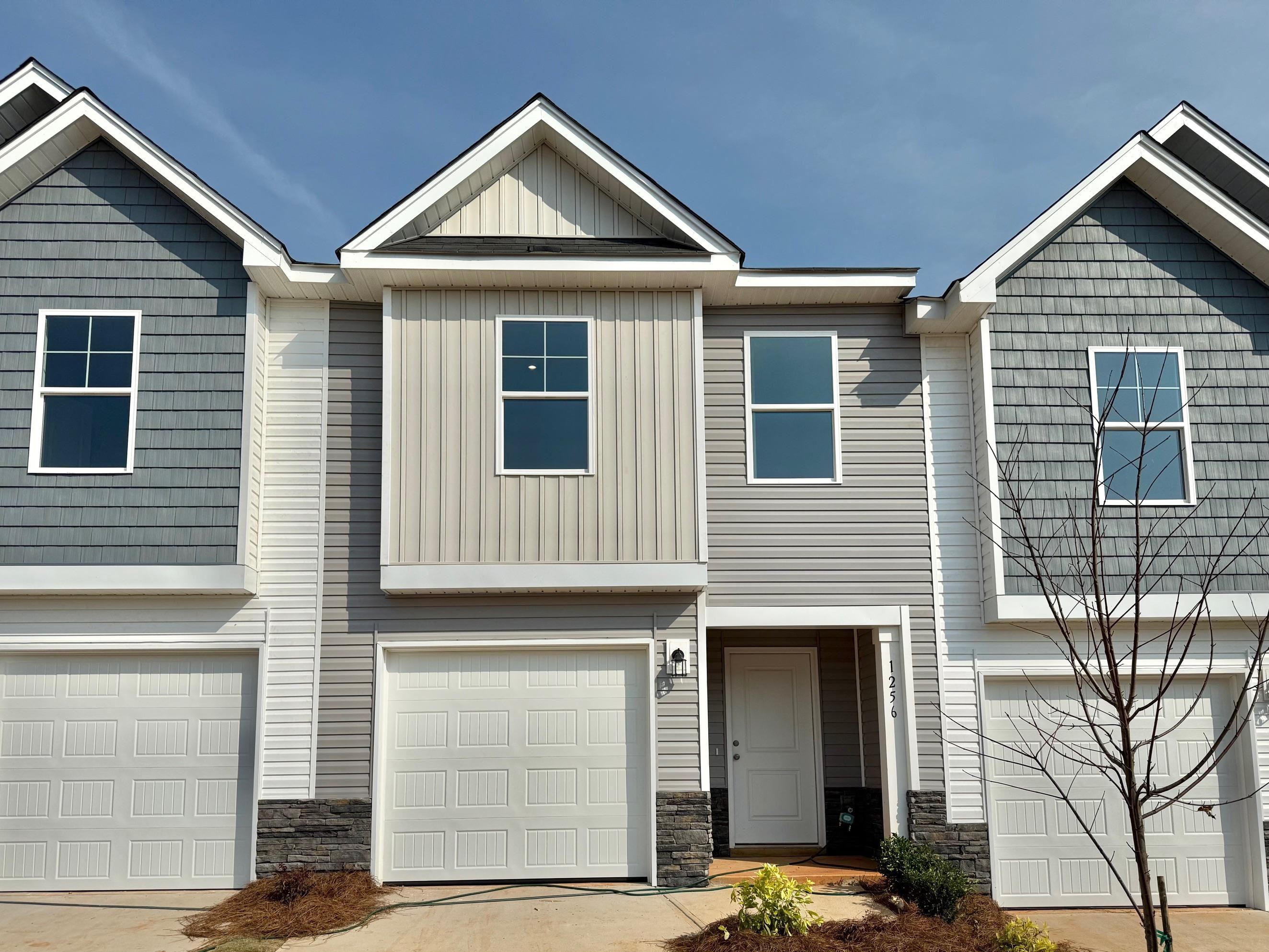 1256 Forestbrook Lane