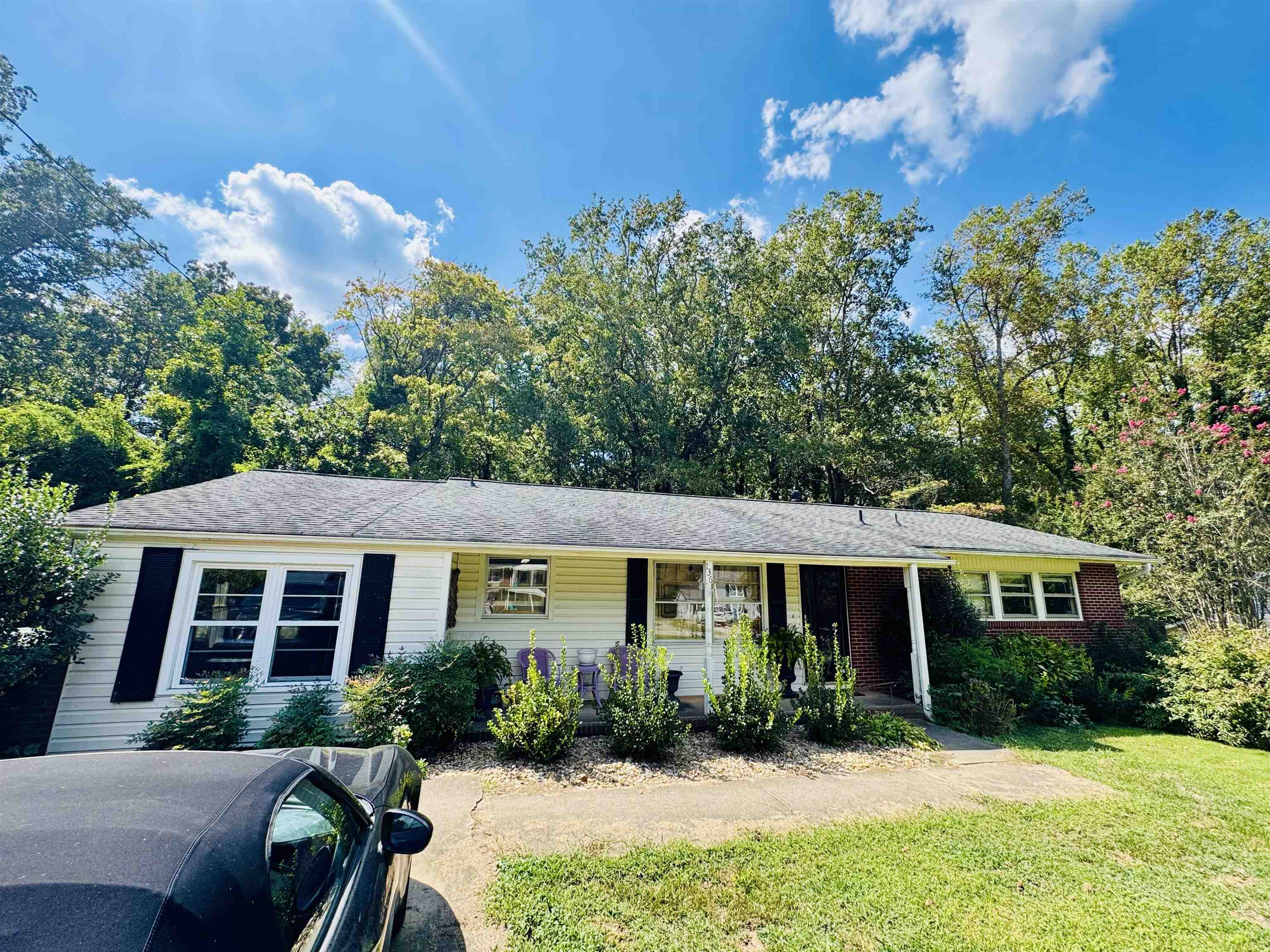 136 Forest Hills Drive