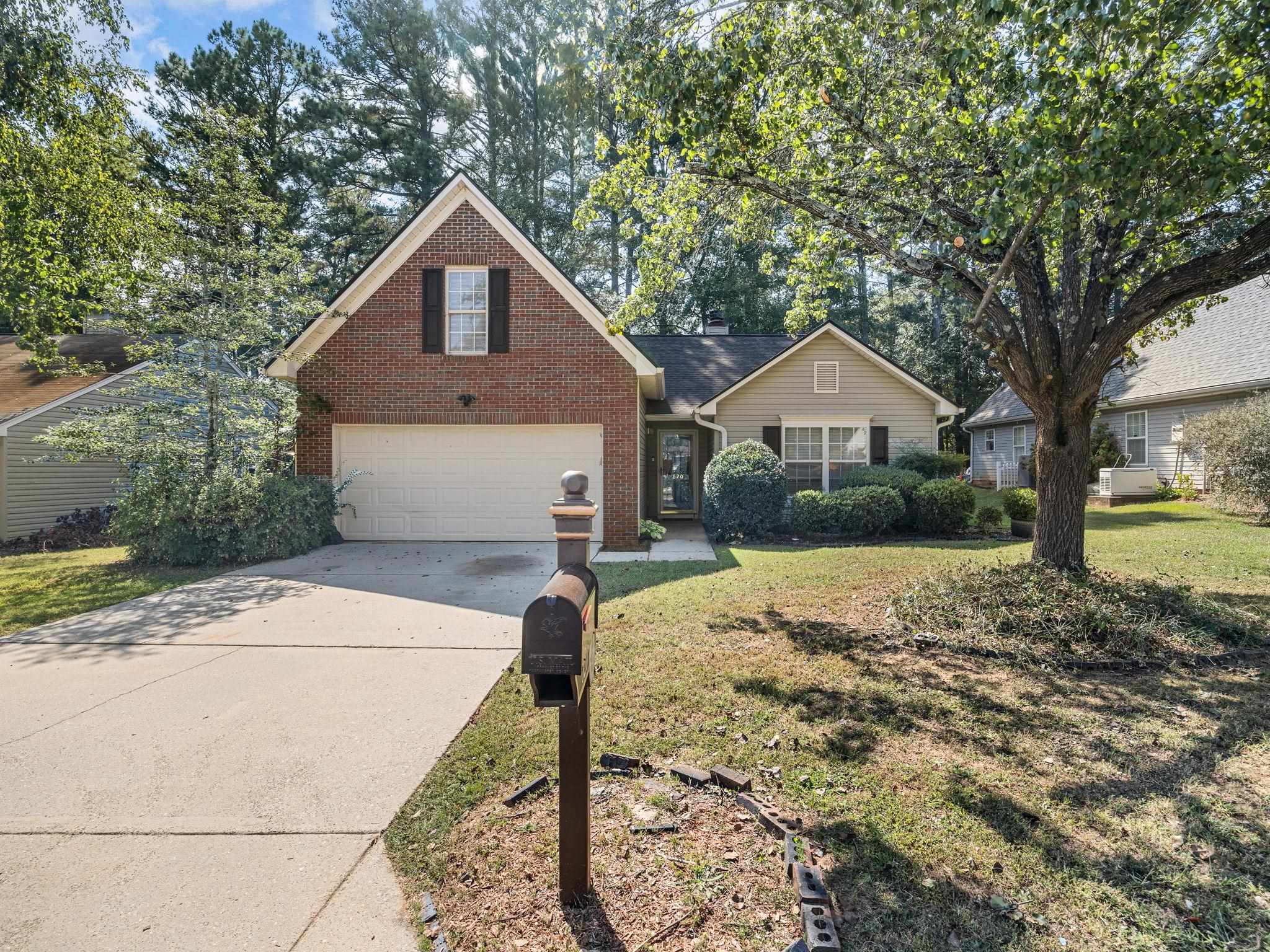 620 Thornbird Circle