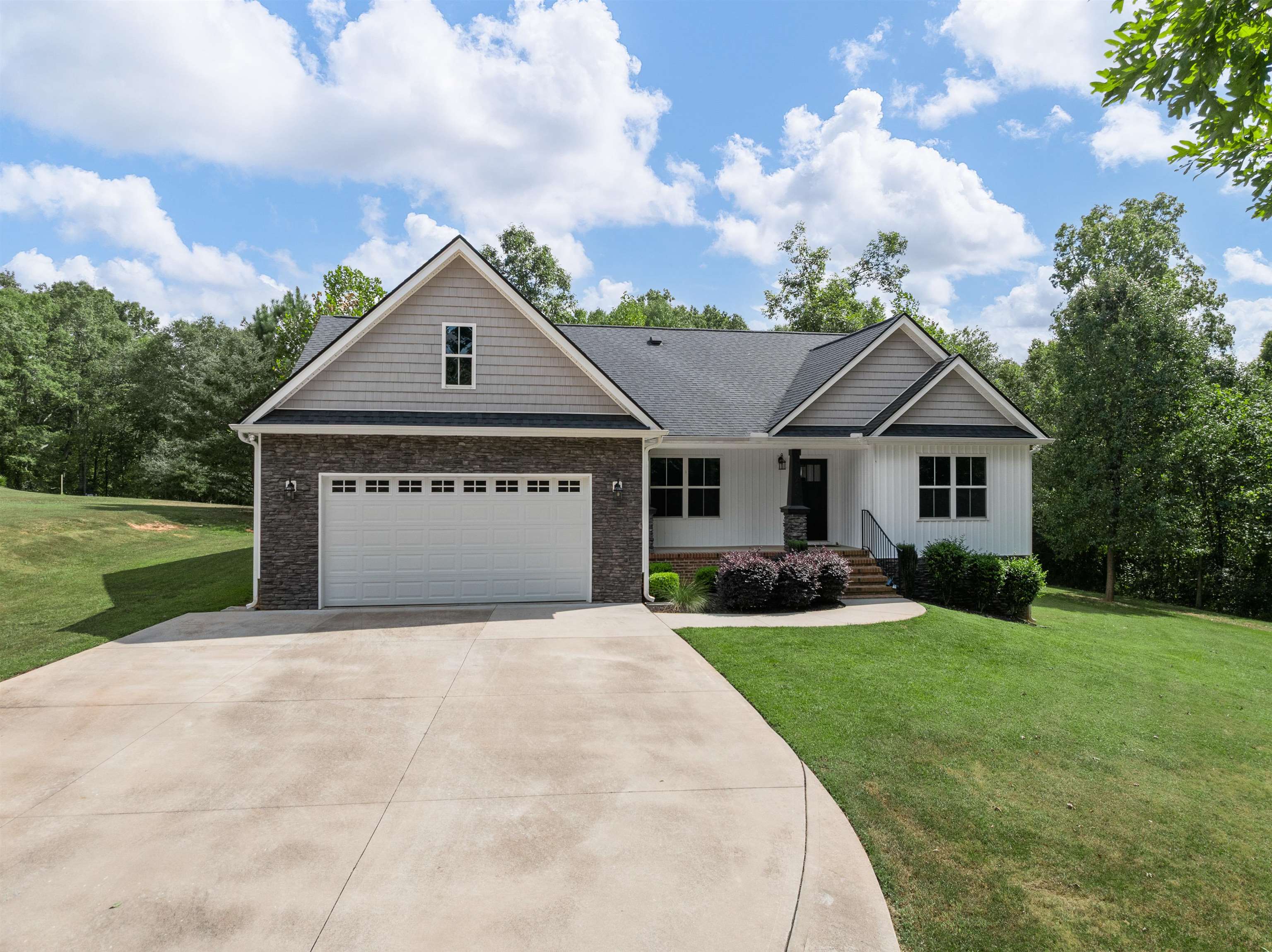 10938 Reidville Road