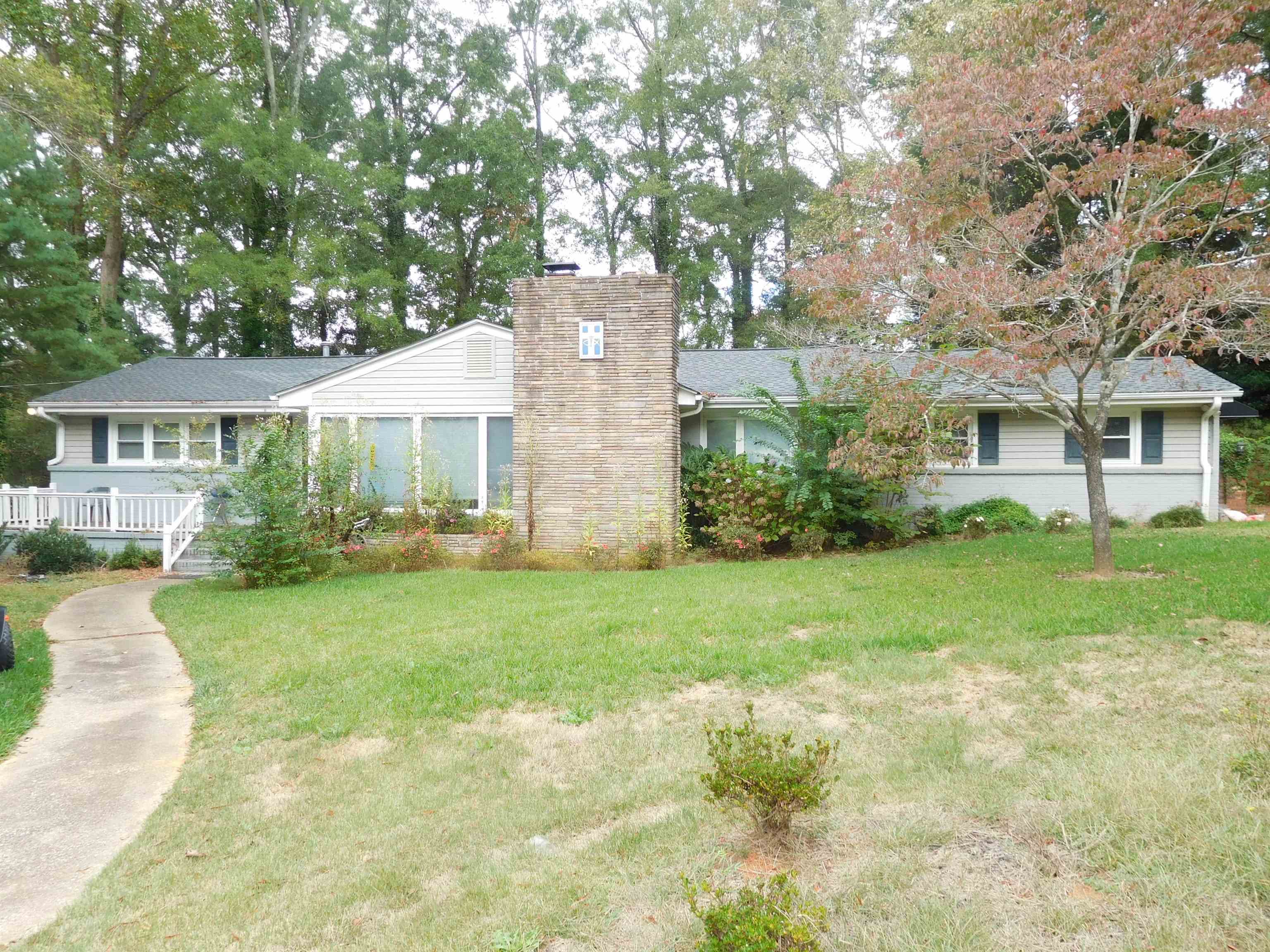 101 Lansdell Drive Drive