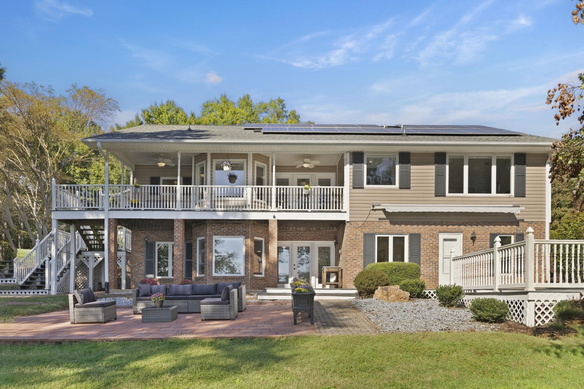 576 Thorn Cove Drive