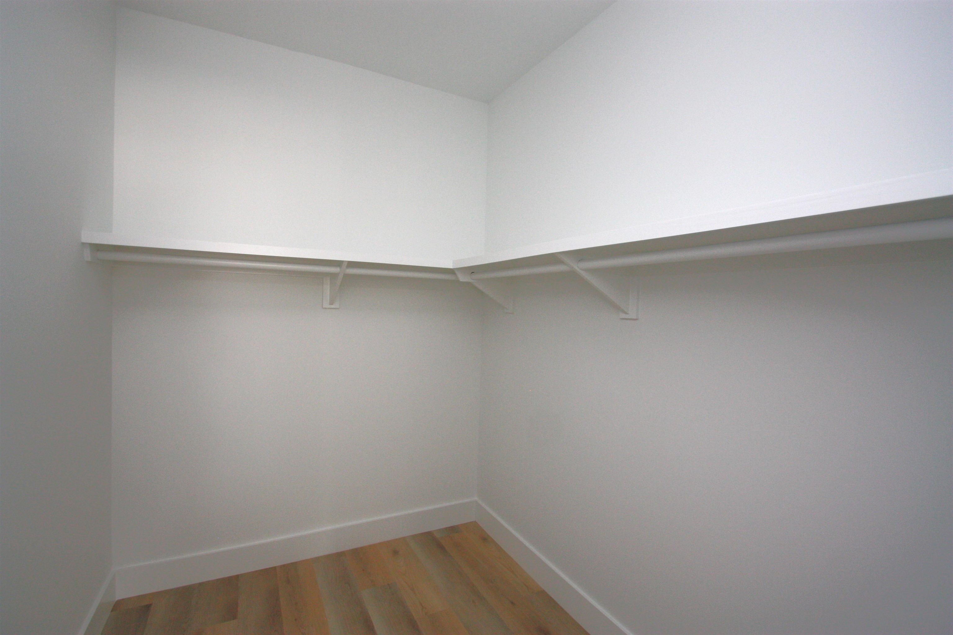 402 & 404 Sierra Road