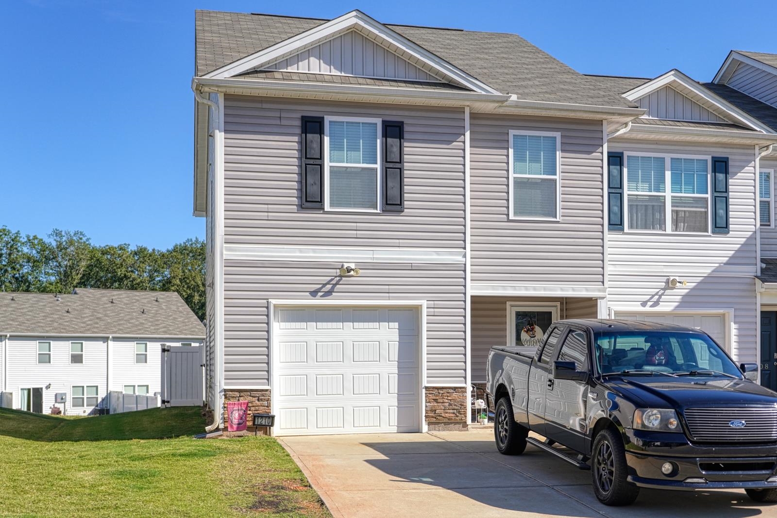 1210 N Norwhich Lane