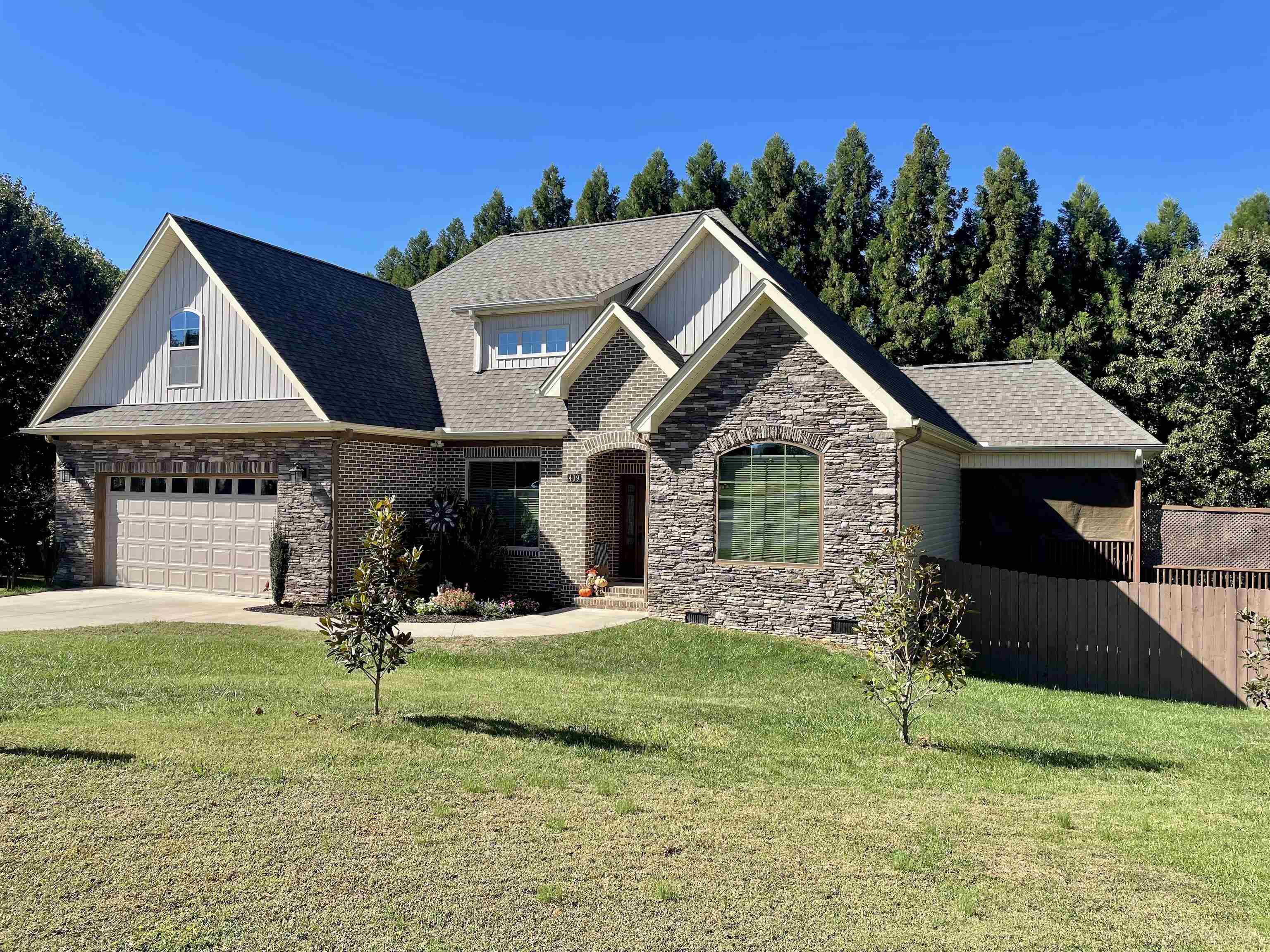 409 Shadow Oak Court