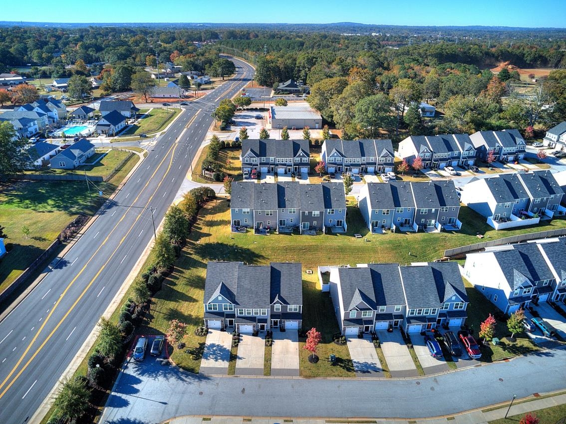 328 Hunt Glenn Court