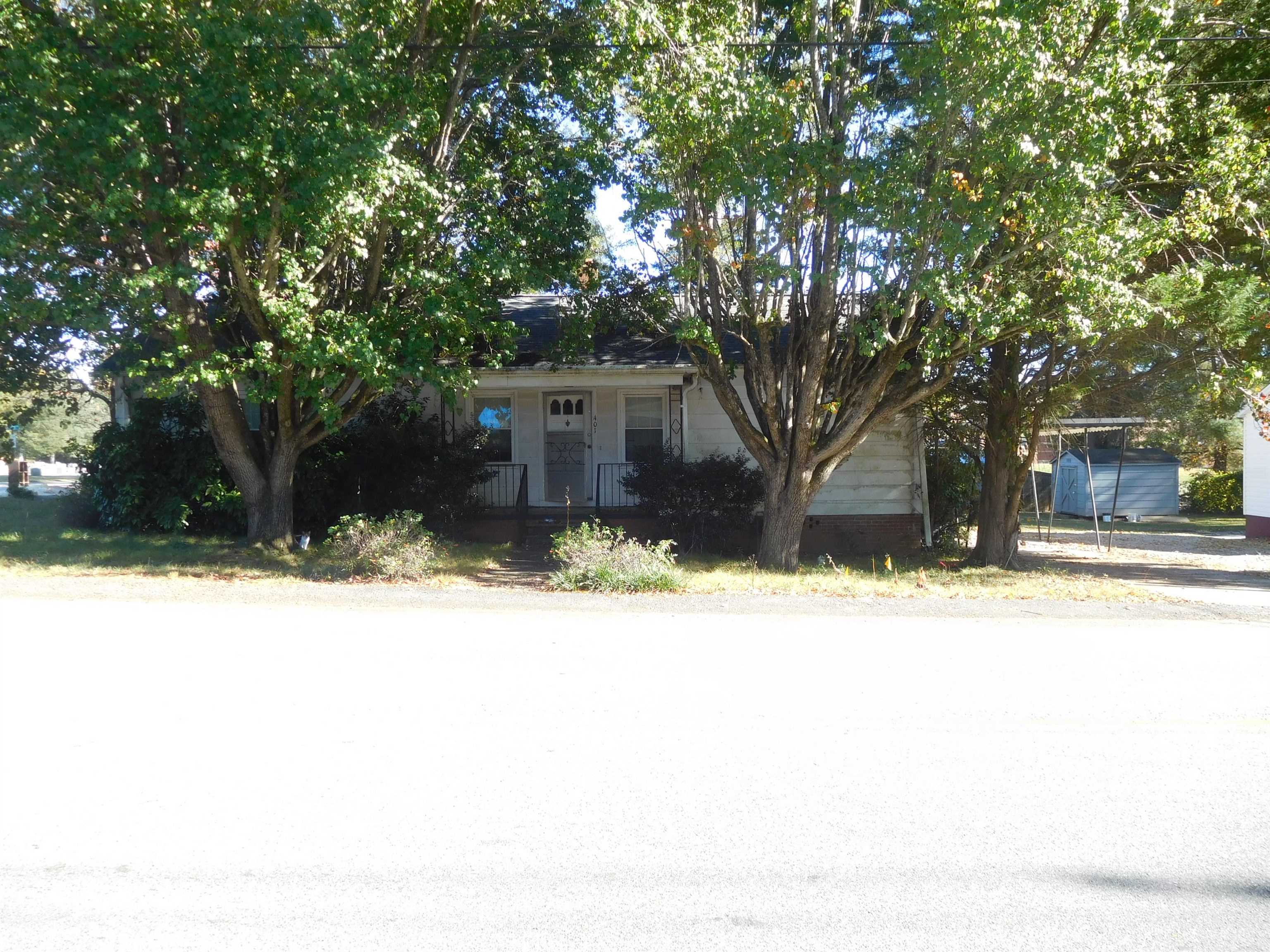 401 Thompson Street Street