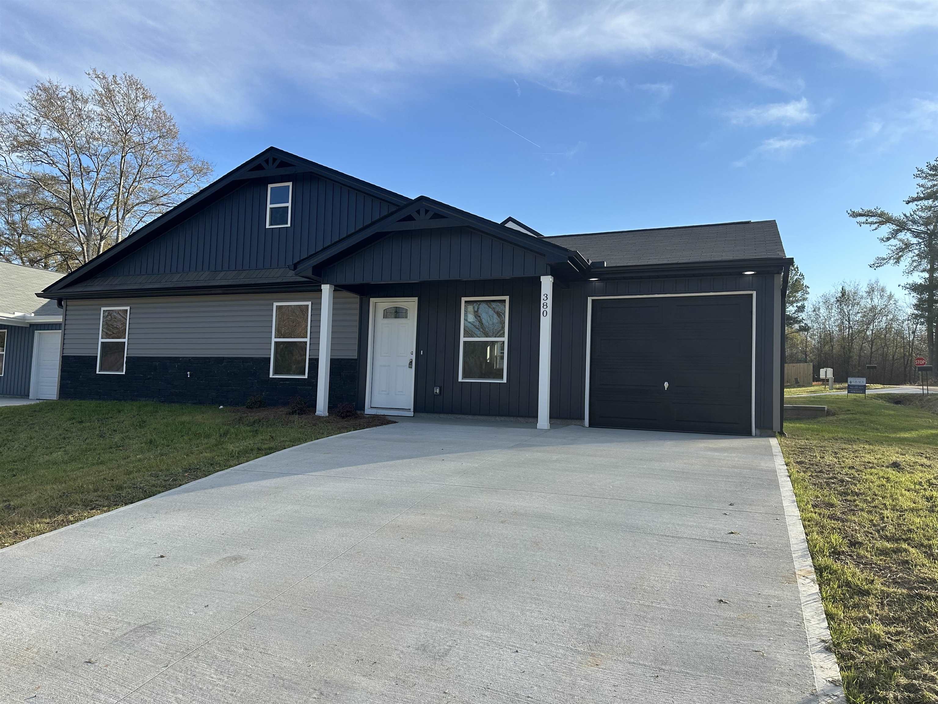 380 Edgefield Street