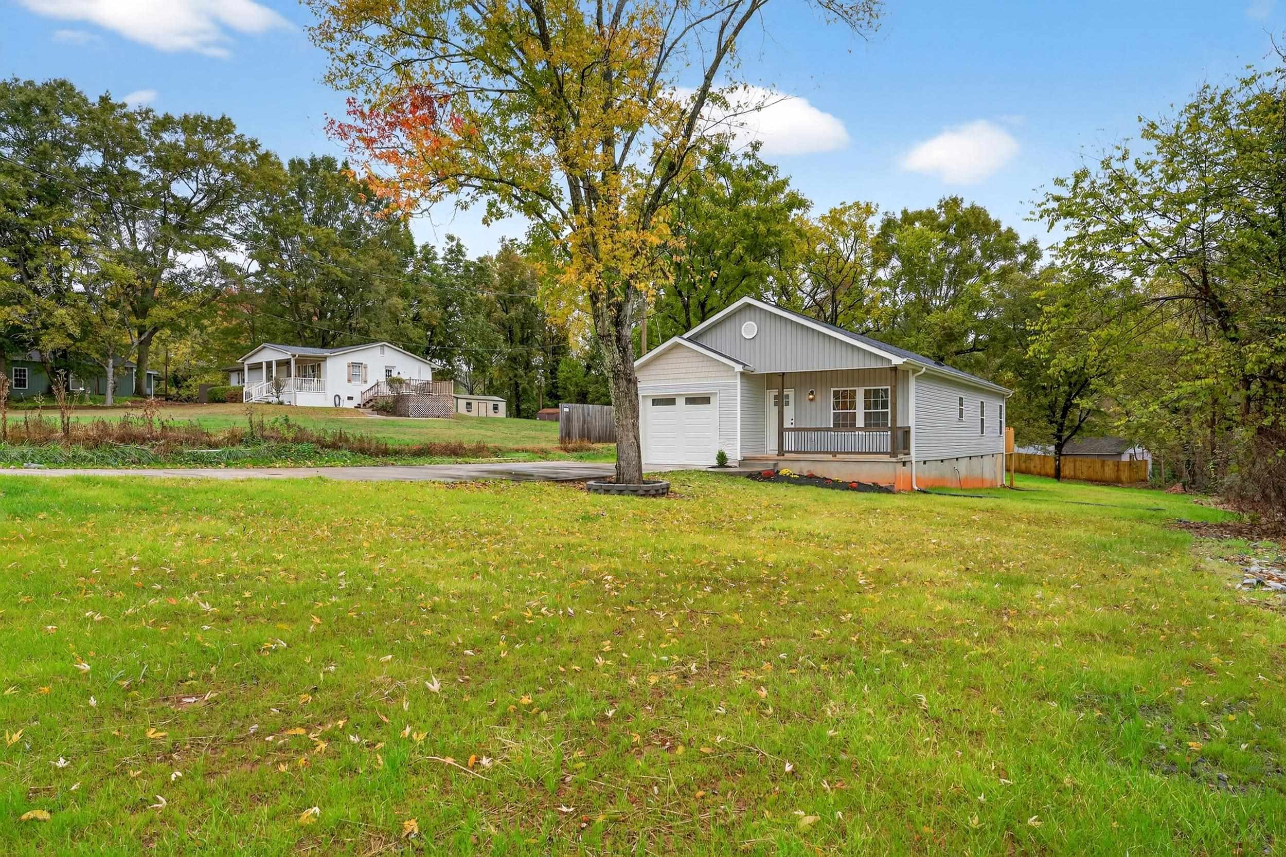 519 S Shamrock Avenue