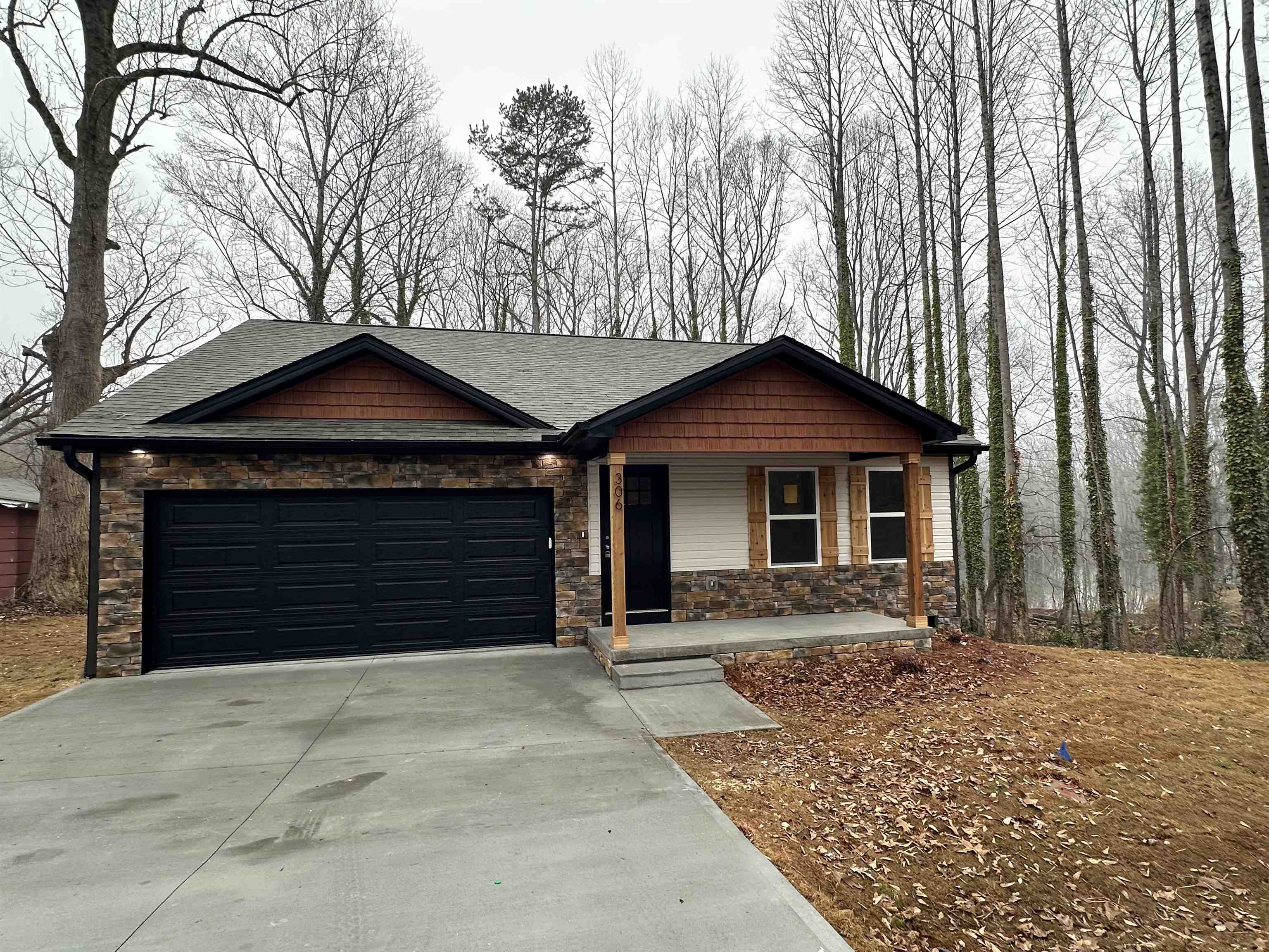 306 Lexington Street