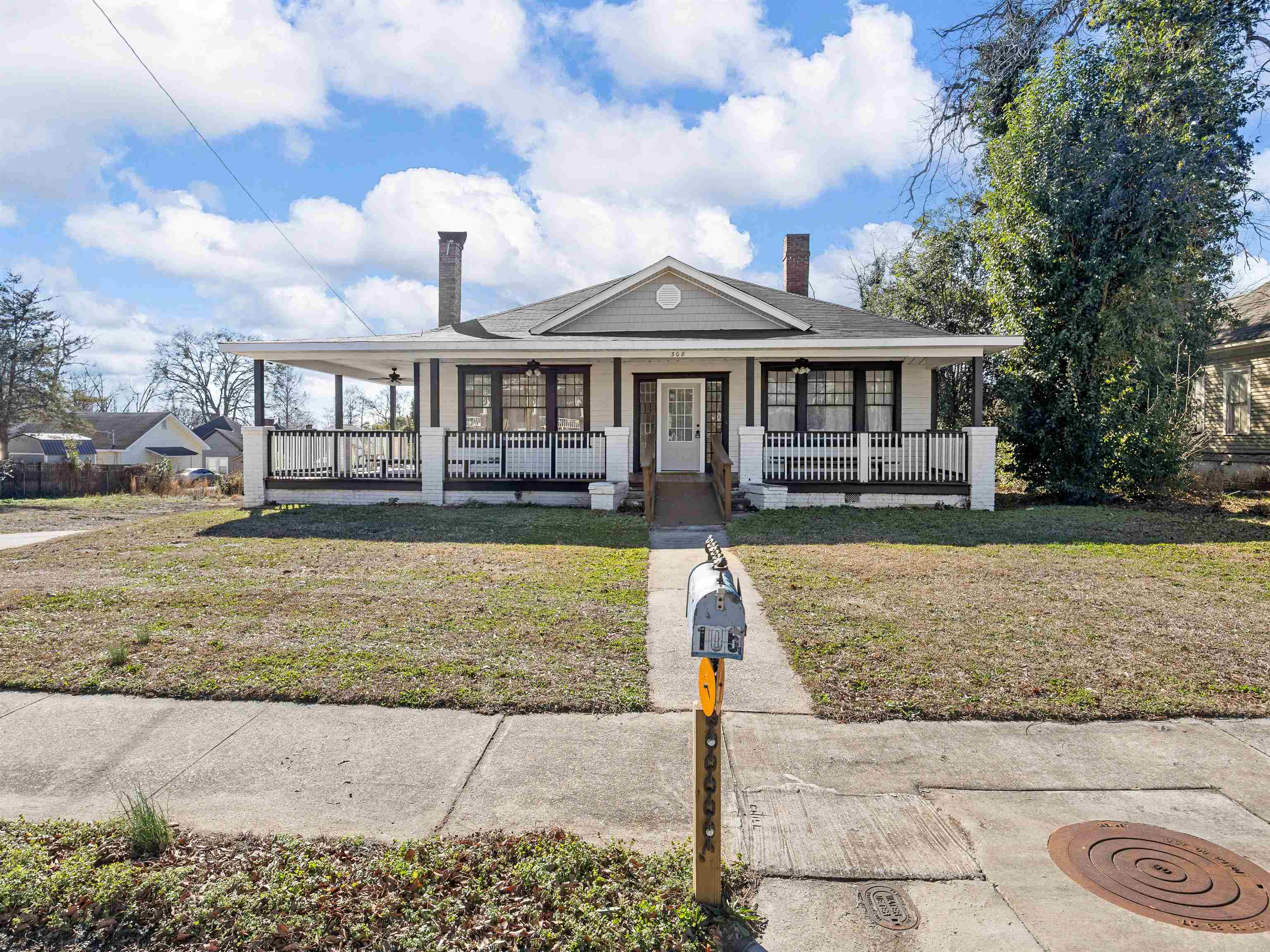 308 South Converse Street