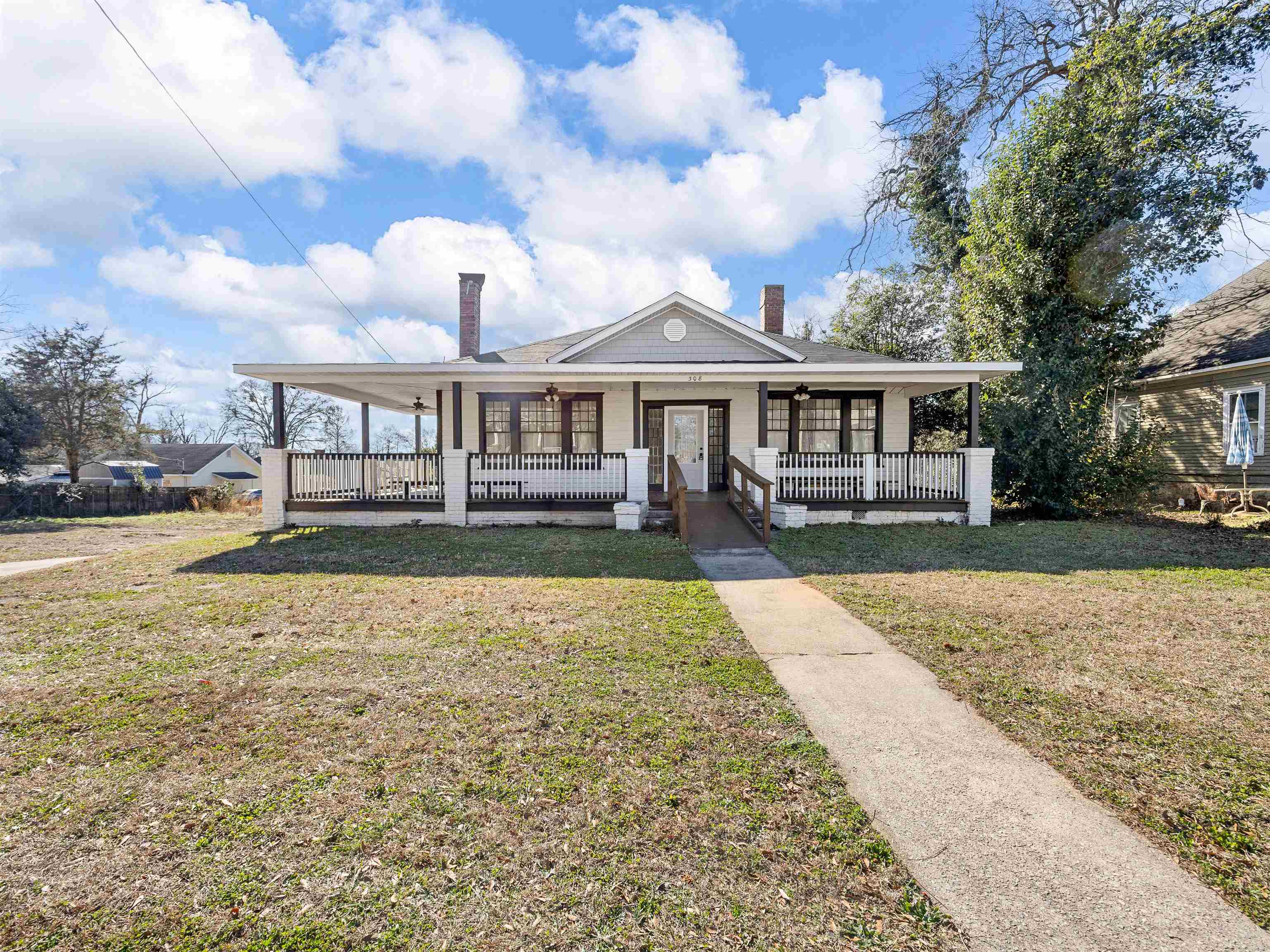 308 South Converse Street